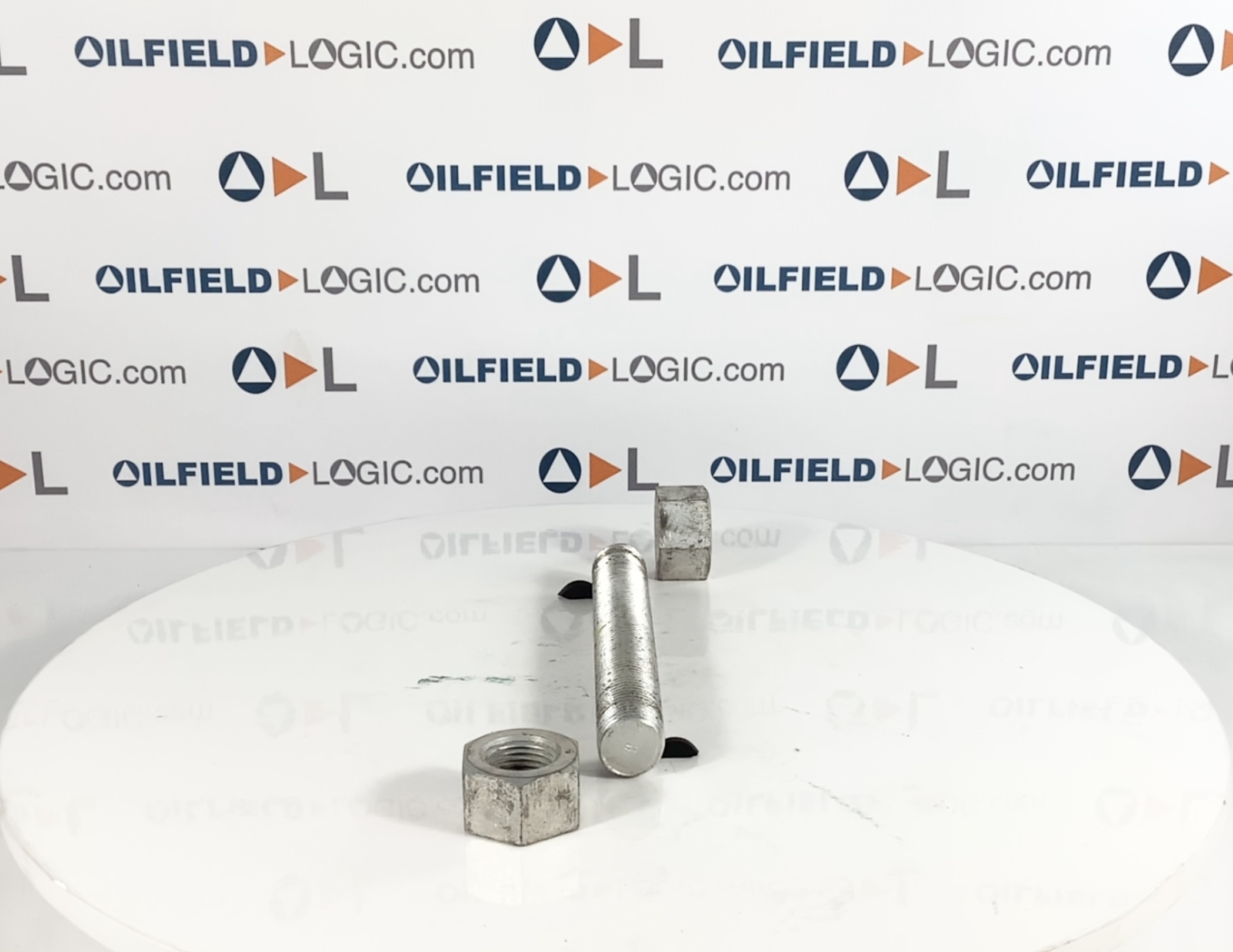 Stud, THD, 1 1/4"-8 x 9 1/2", Cadmium