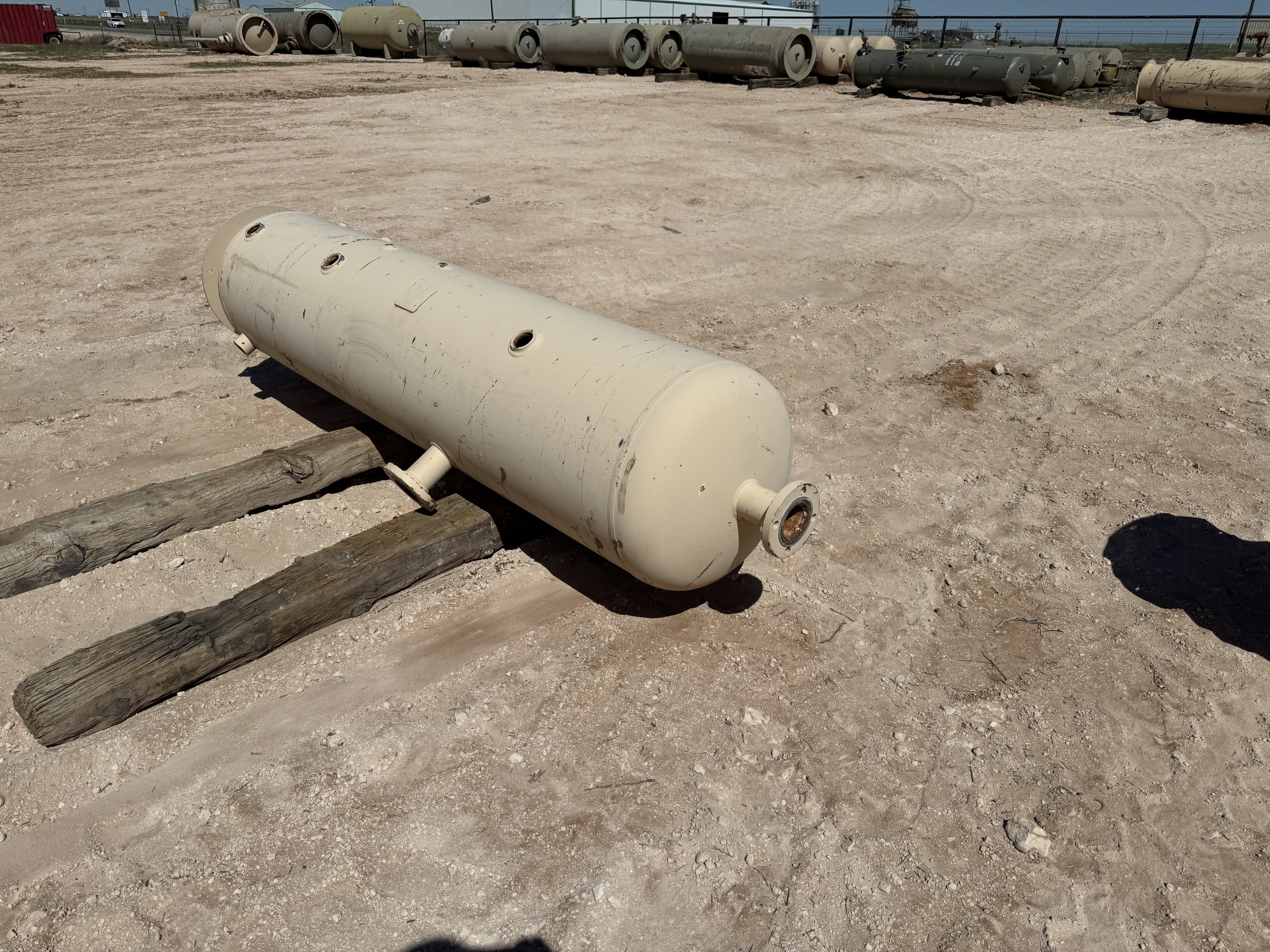 Used Separator, Vertical, 24"x7'6", 250#