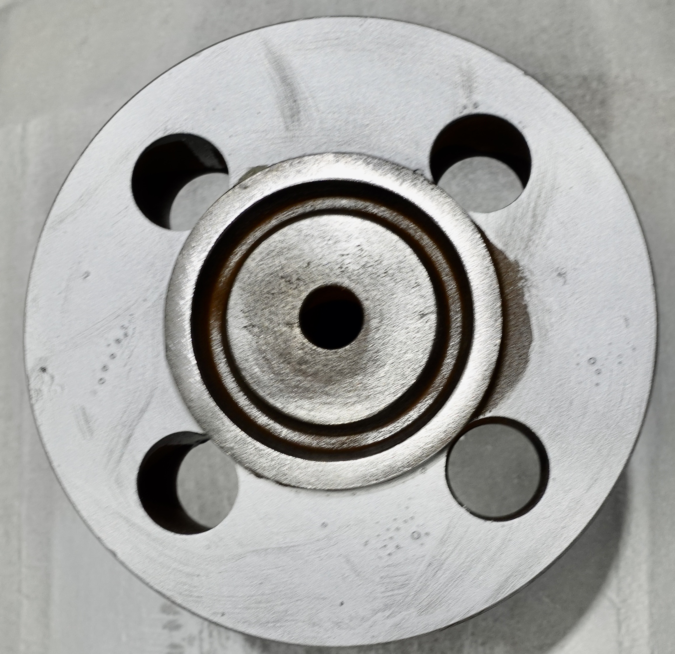 Refurbished Sand Trap, Gravity, 28"x8', 5000#