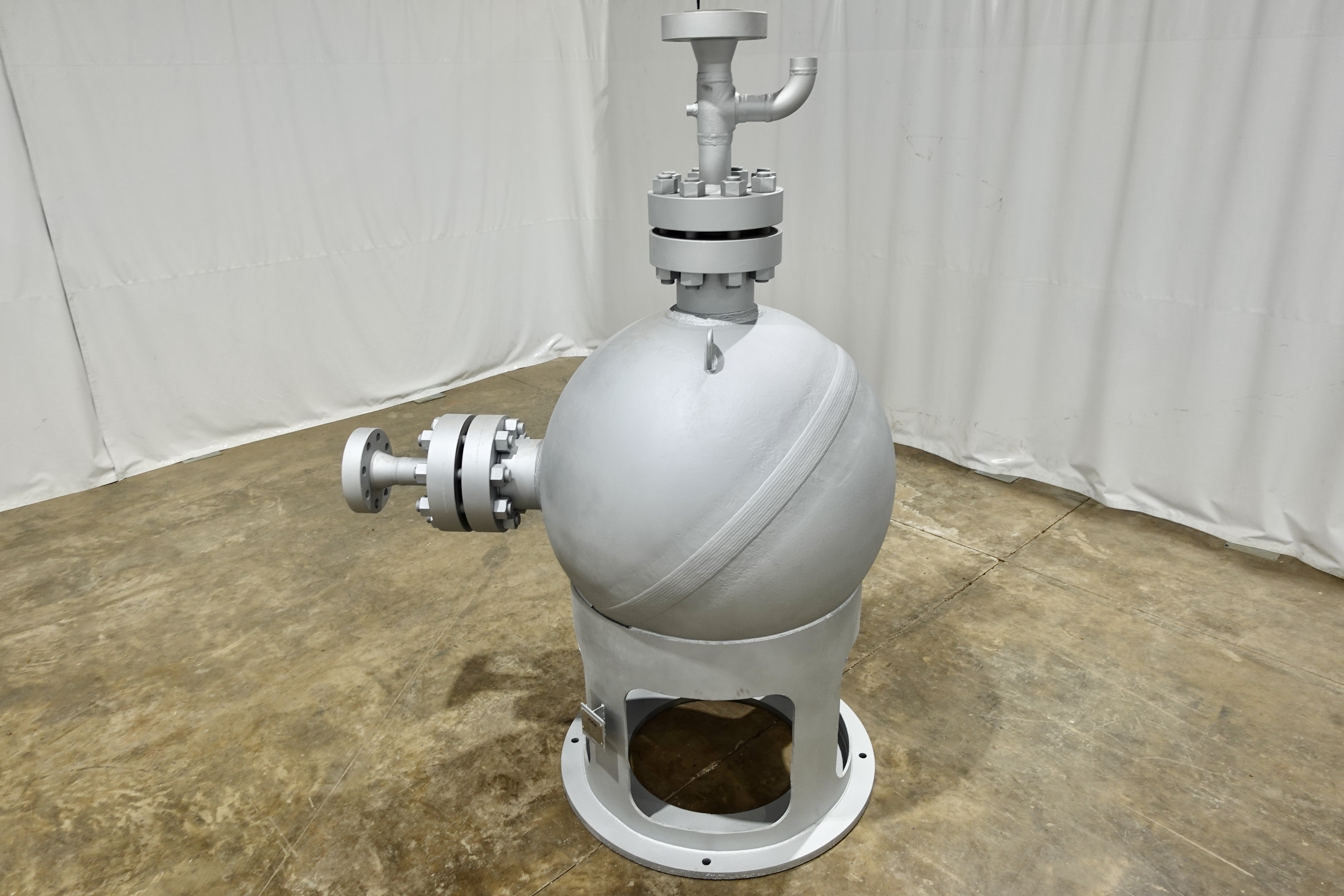 Used Sand Trap, Spherical, 48", 5000#