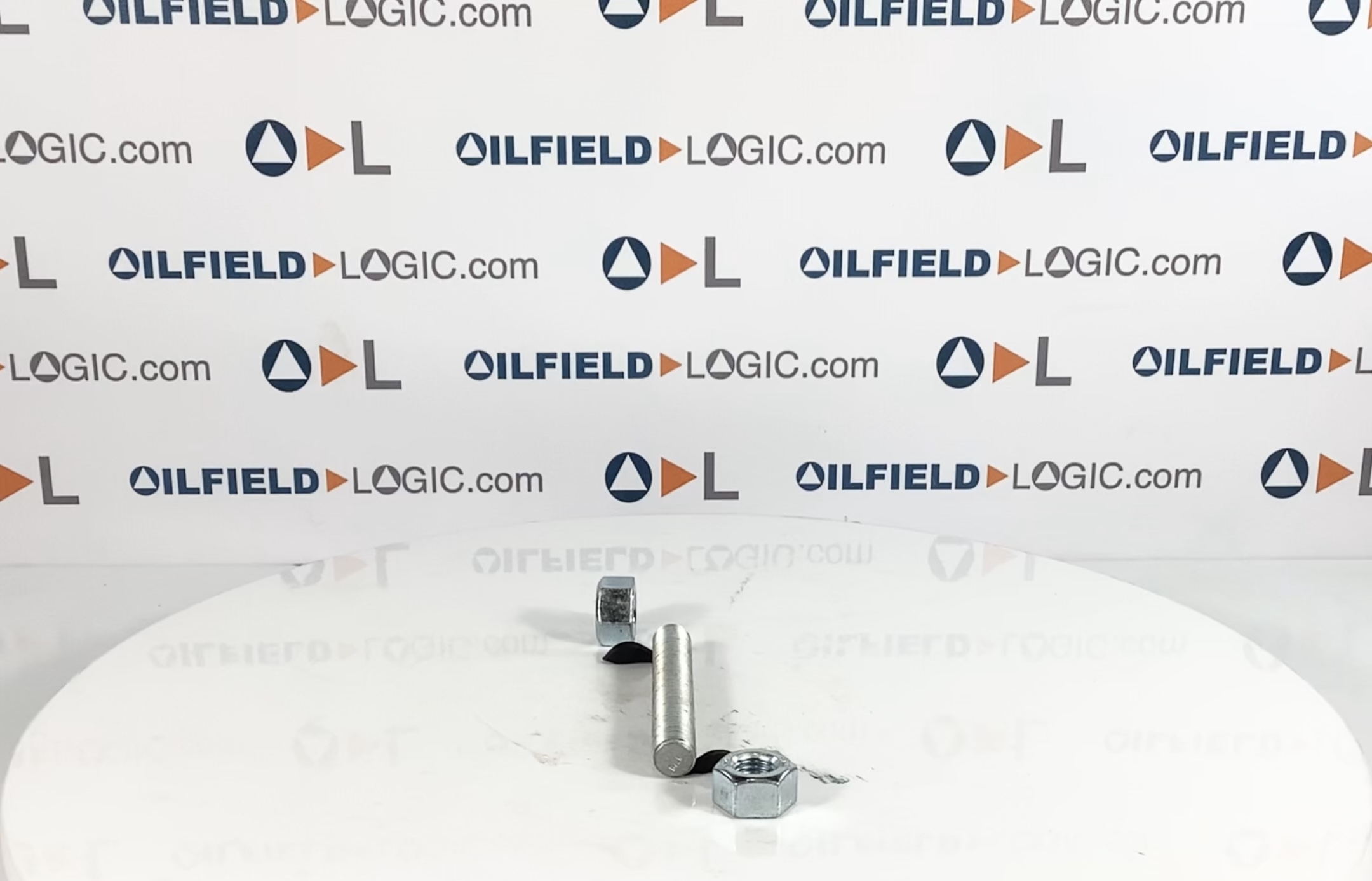 Stud, THD, 7/8"-9 x 5 1/2", Zinc