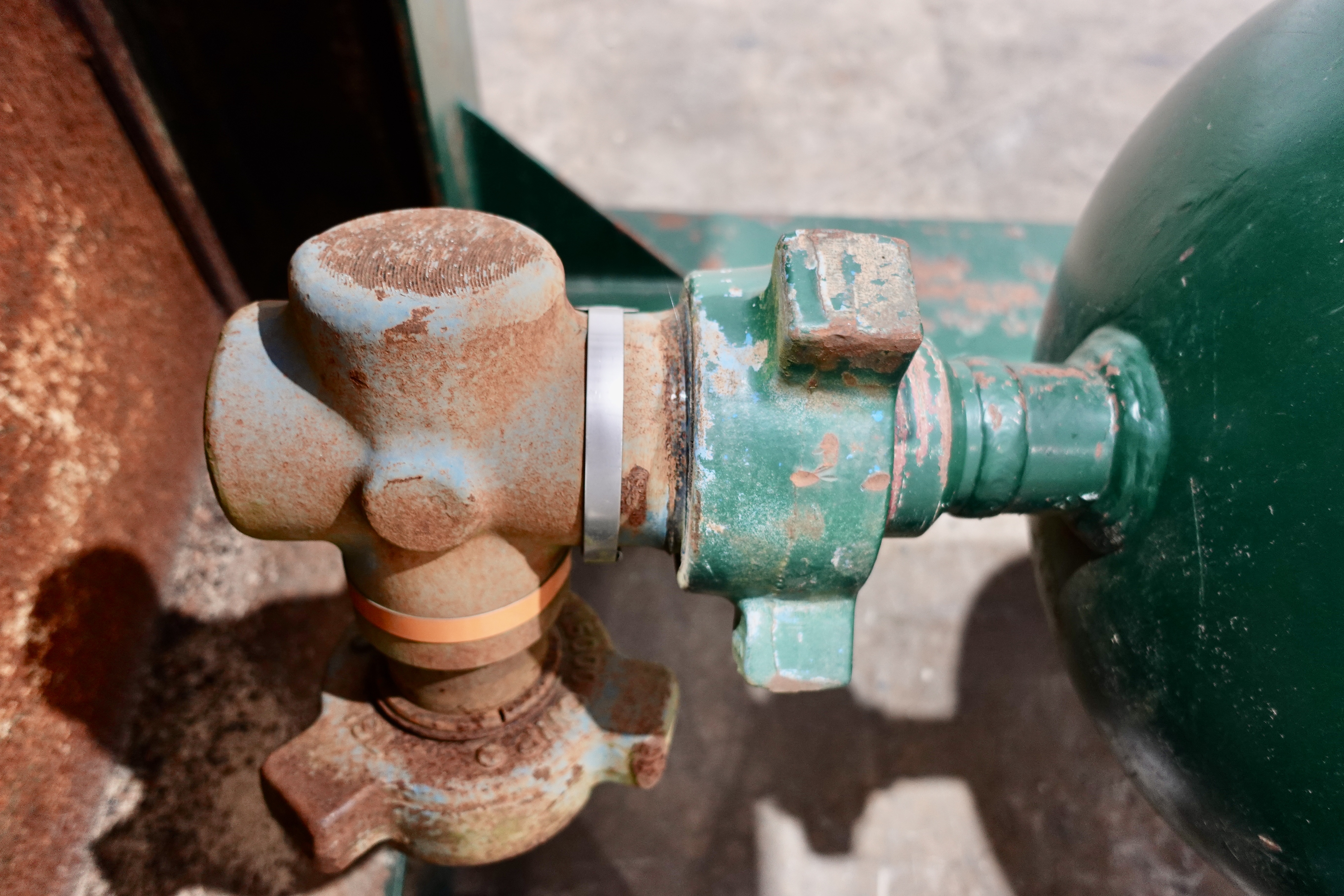 Used Sand Trap, Gravity, 16"x8', 3000#