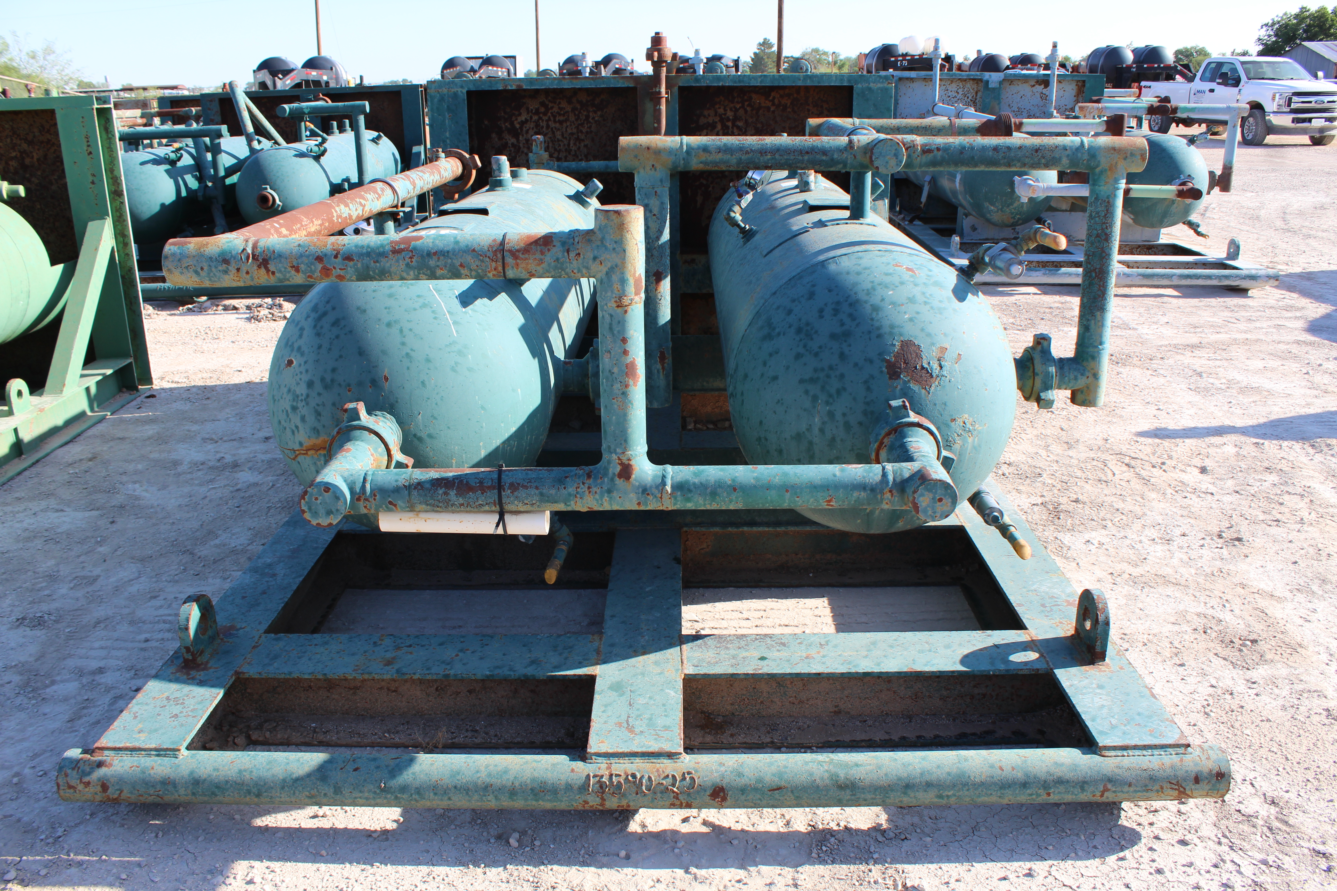 Used Sand Trap, Double, Gravity, 30"x8', 3000#