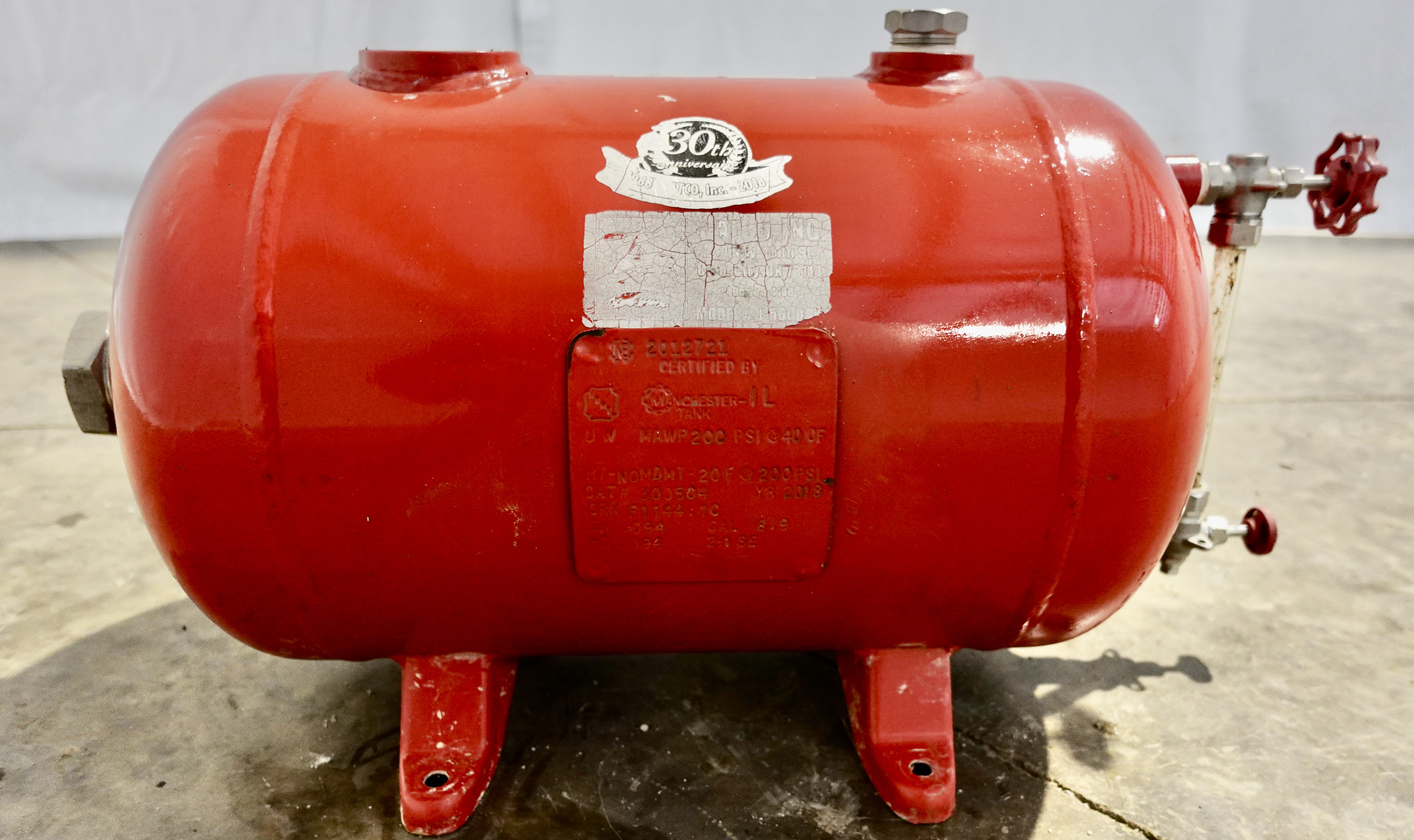 Used Blowcase, Horizontal, 8.9 gal, 200#