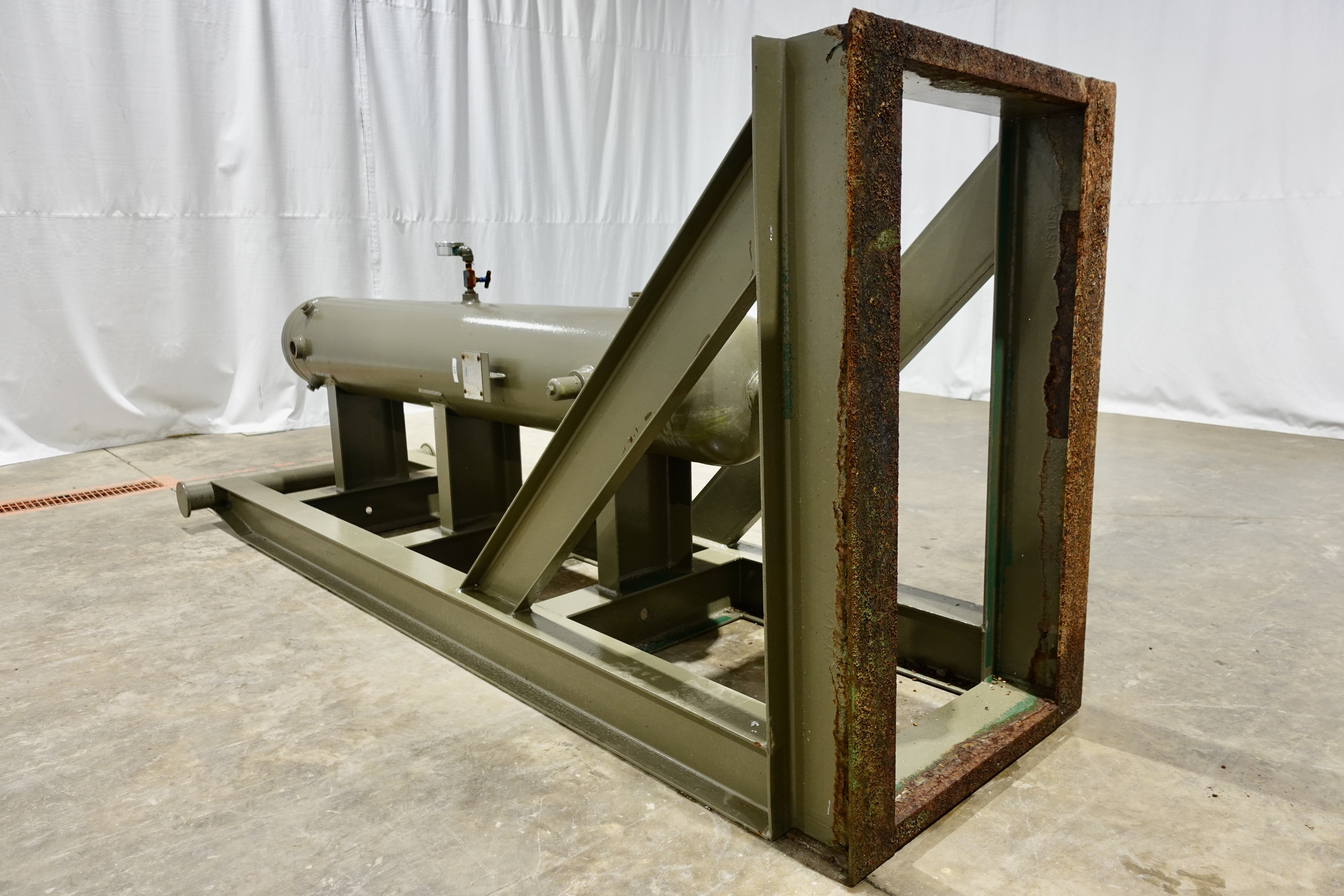 Used Sand Trap, Gravity, 16"x8', 3000#