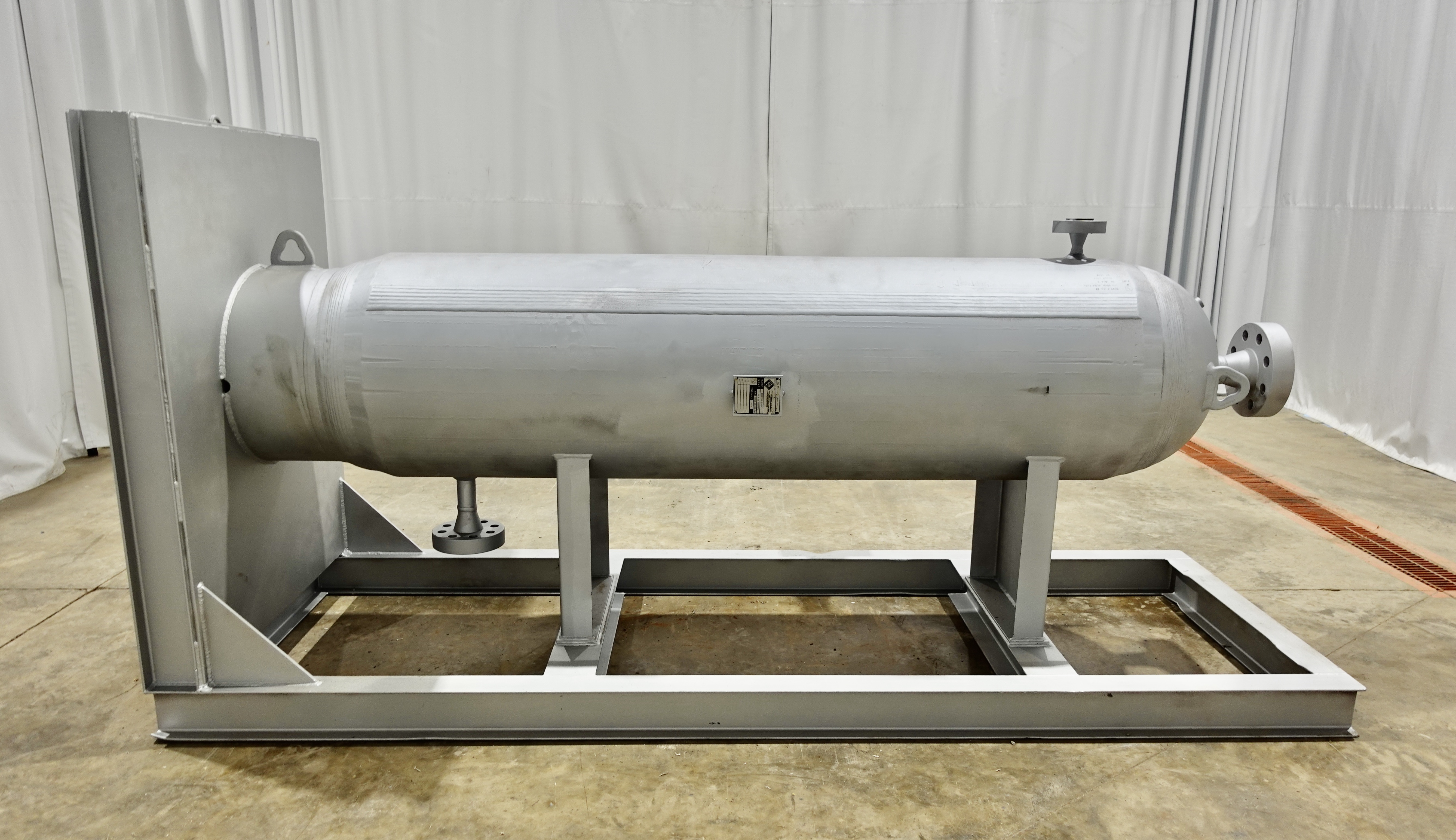 Refurbished Sand Trap, Gravity, 28"x8', 5000#