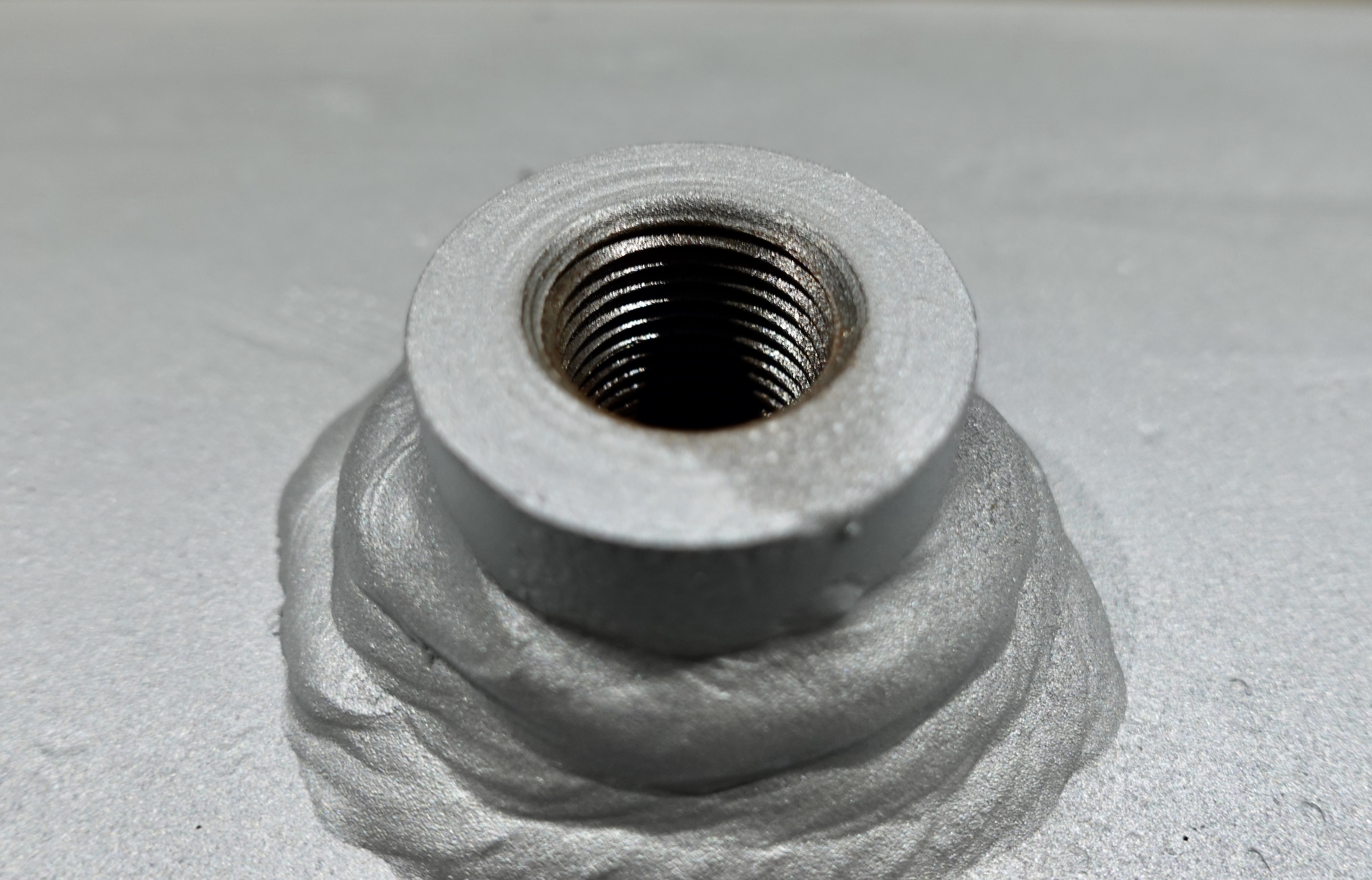 Refurbished Sand Trap, Gravity, 28"x8', 5000#