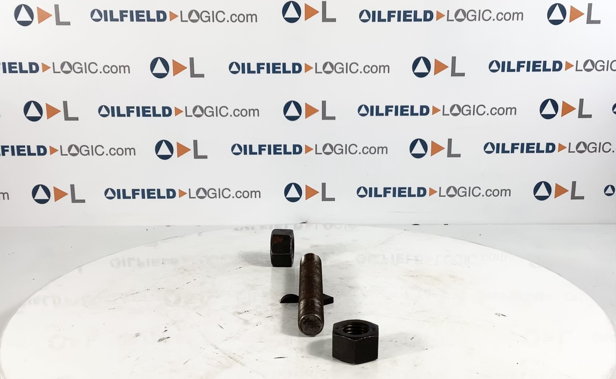 Stud, THD, 1"-8x7", B-7