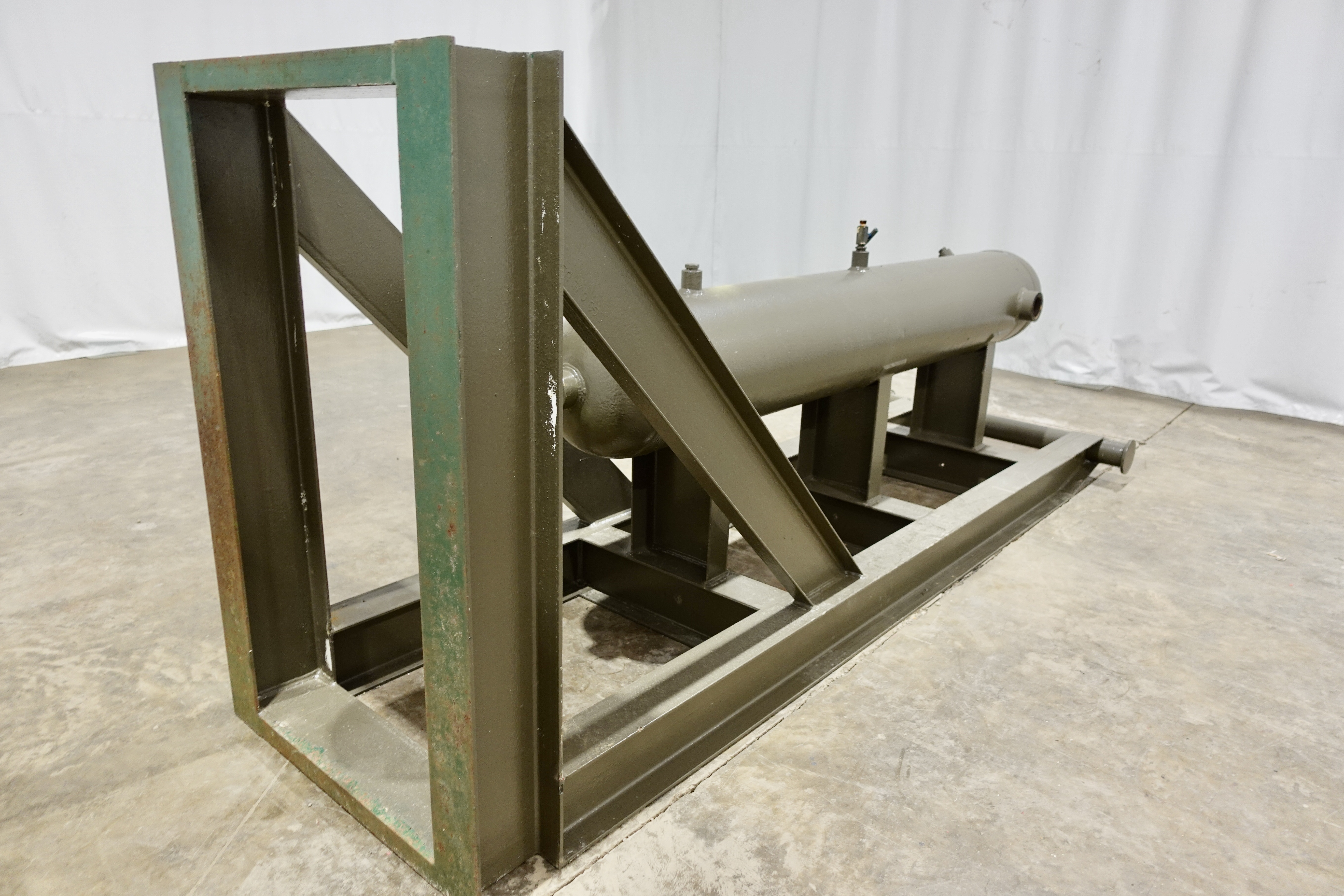 Used Sand Trap, Gravity, 16"x8', 3000#