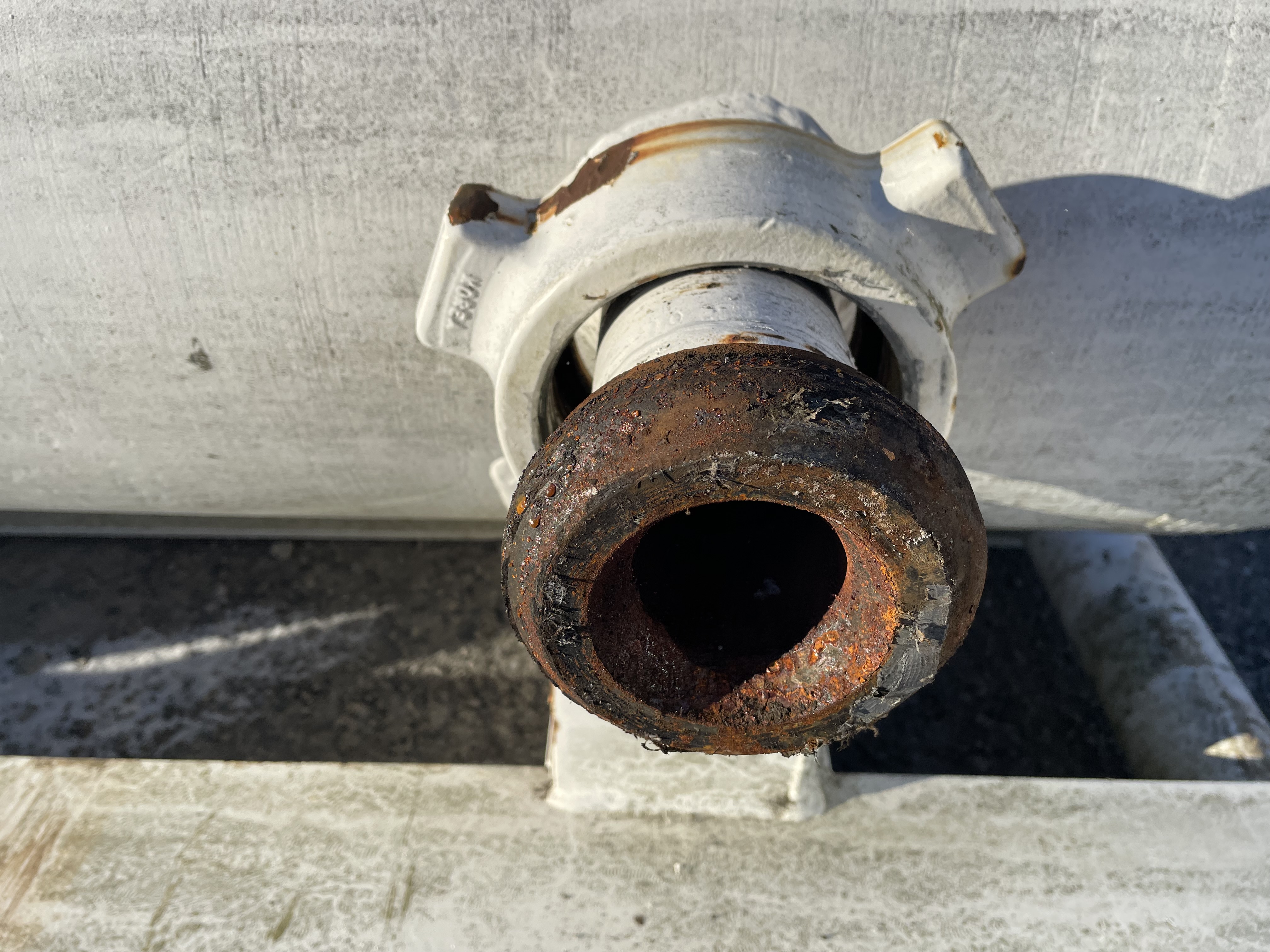 Used Sand Trap, Gravity, 24"x8', 3000#