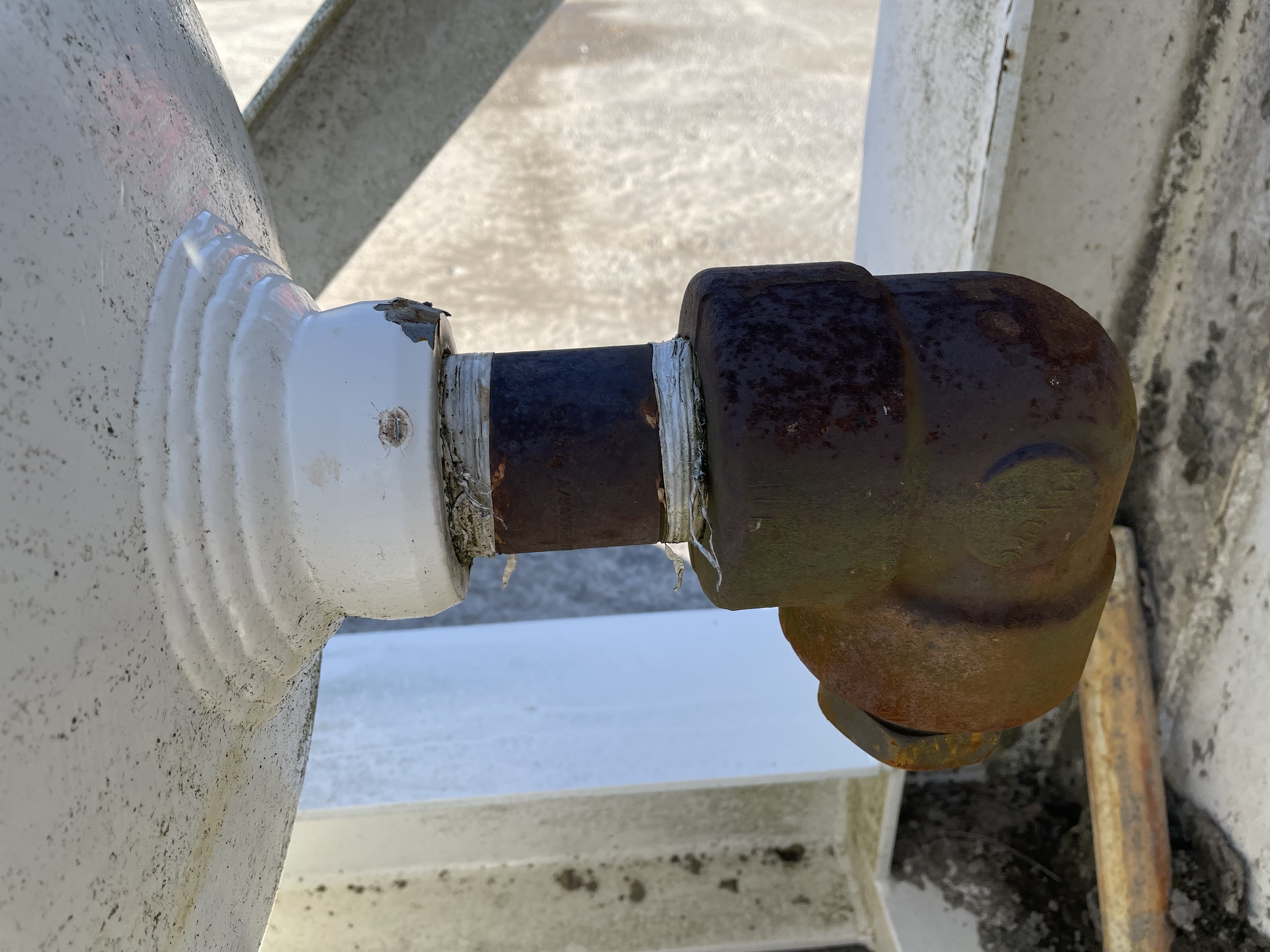 Used Sand Trap, Gravity, 24"x8', 3000#