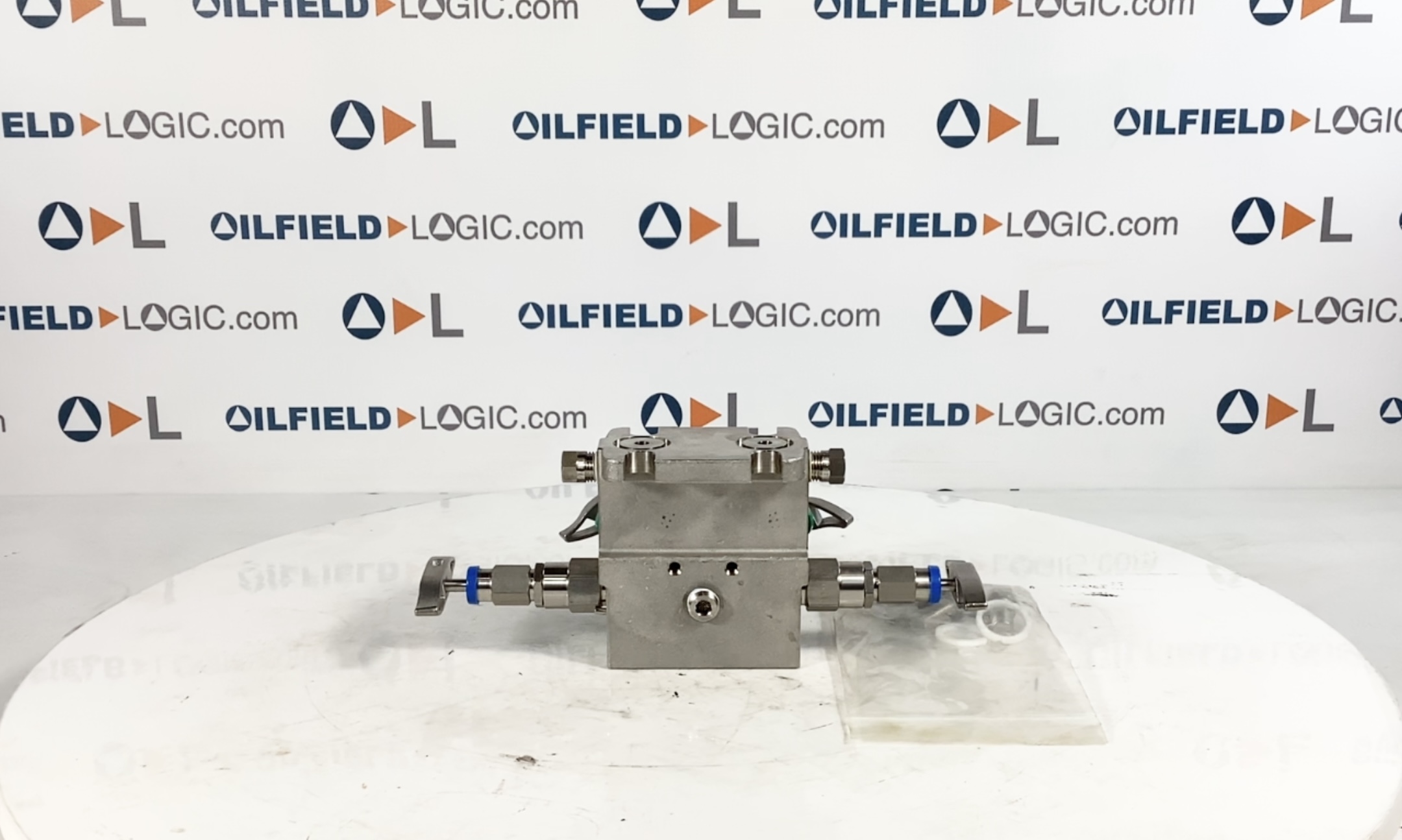 Manifold, 5-Valve, 1/2" 6092#