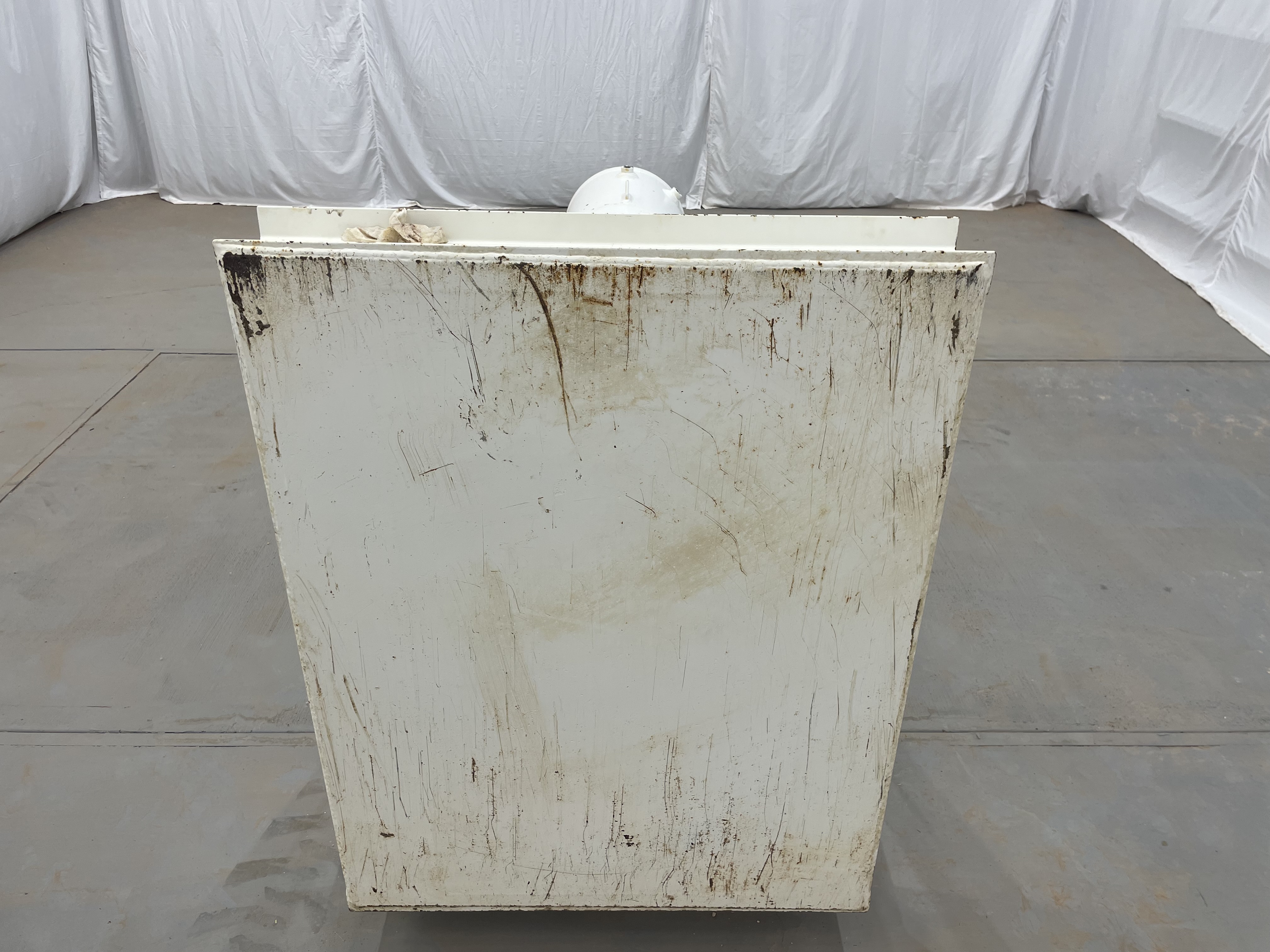 Used Sand Trap, Gravity, 24"x8', 3000#