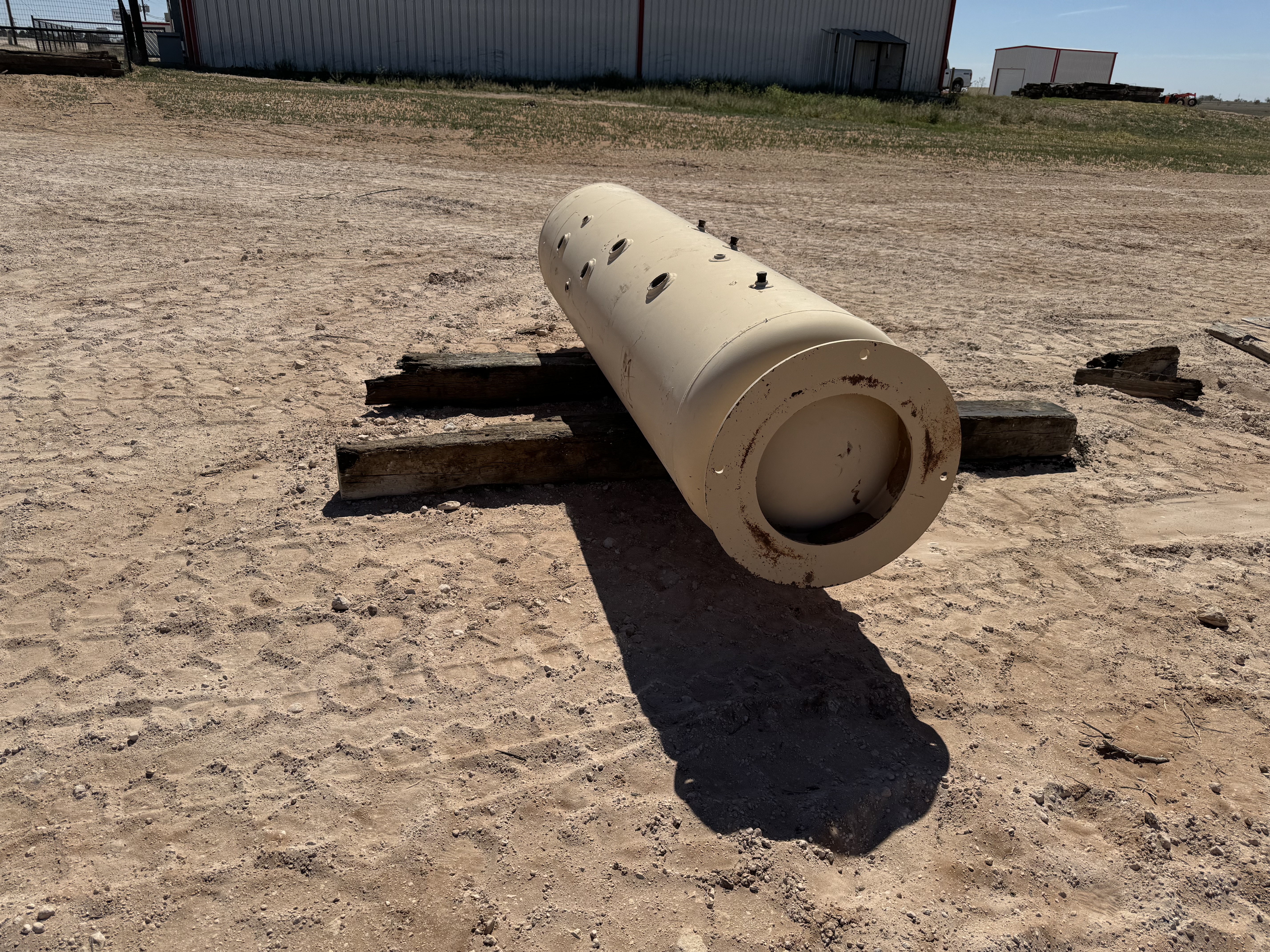 Used Separator, Vertical, 2P, 24"x7'6", 250#