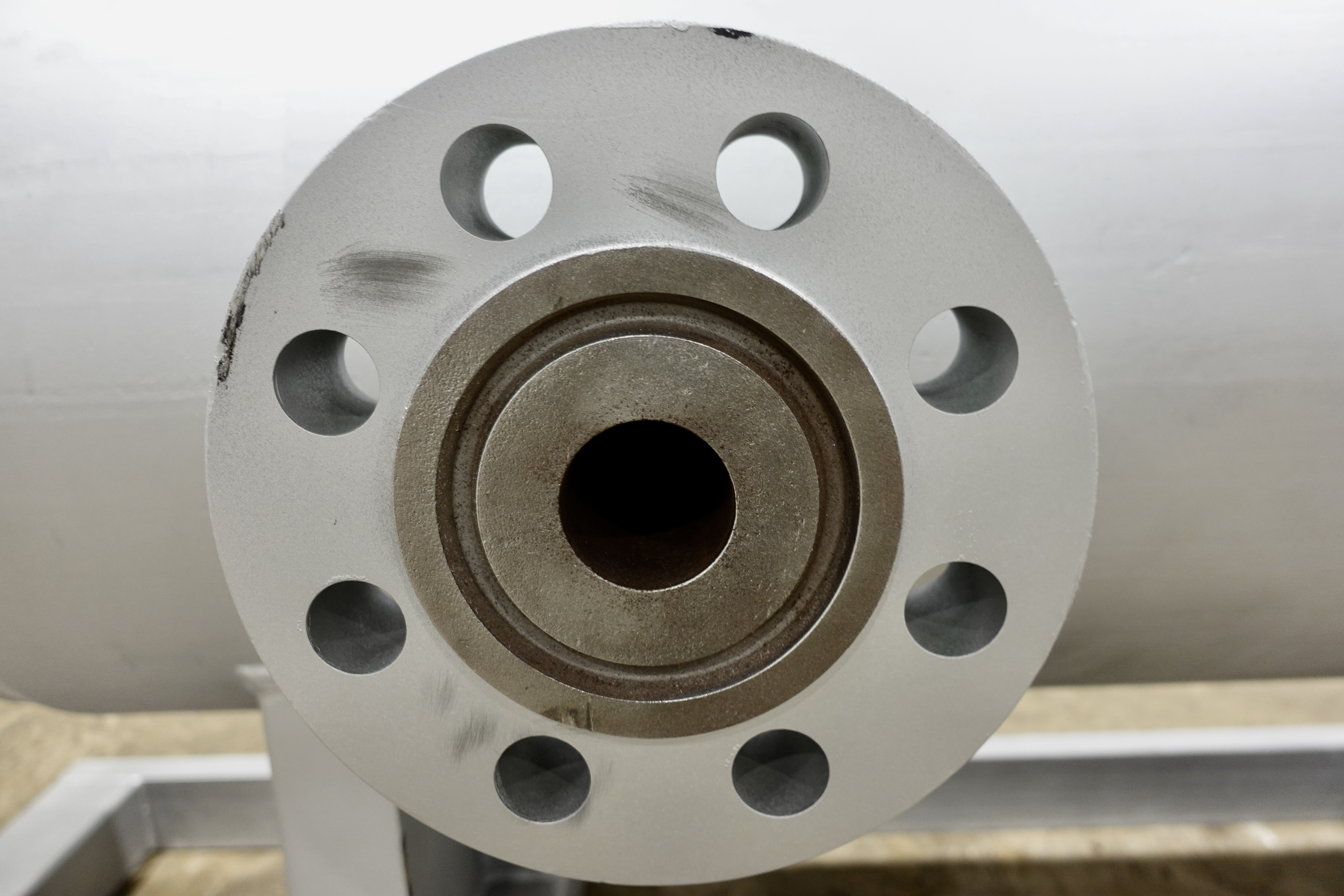 Refurbished Sand Trap, Gravity, 28"x8', 5000#