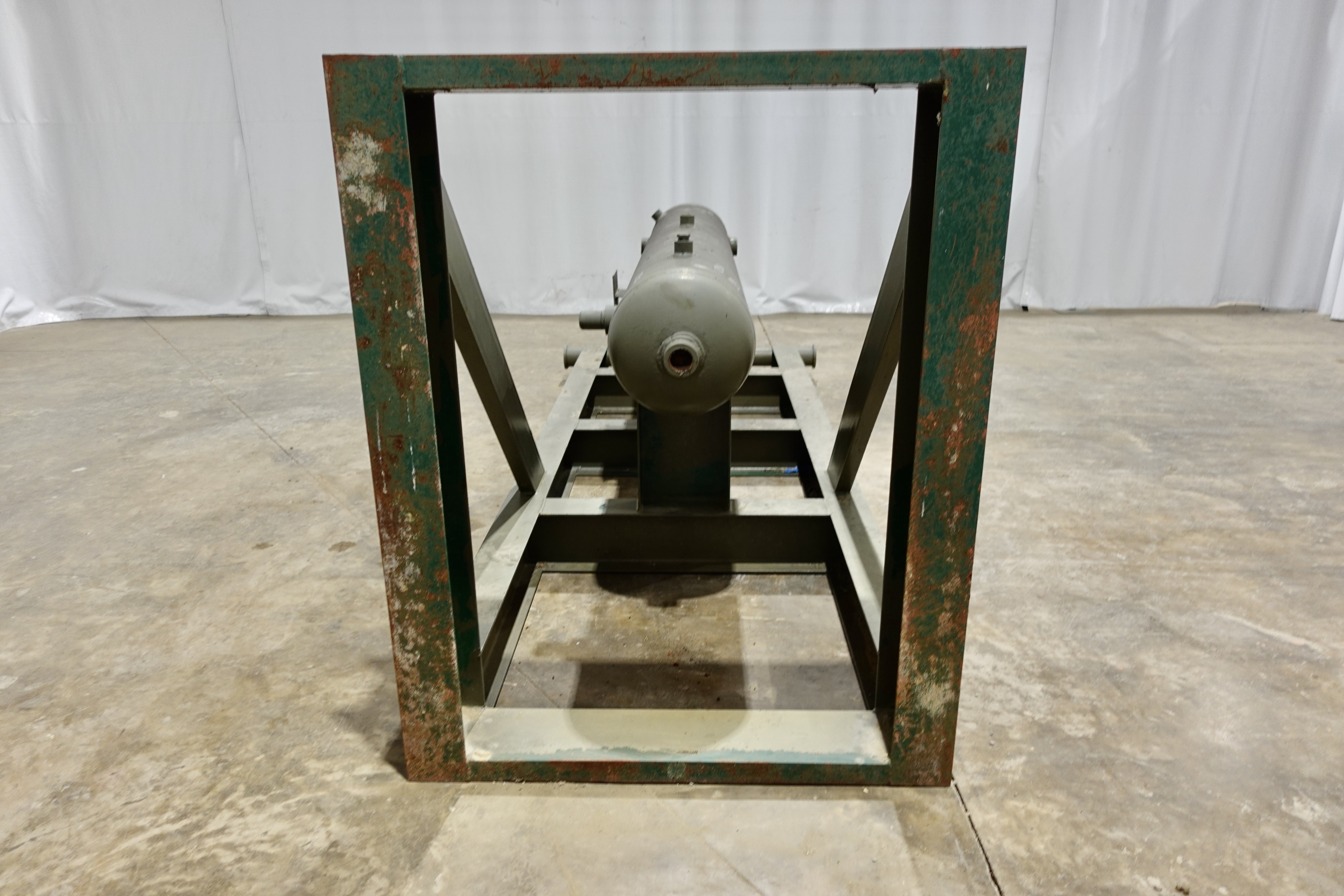 Used Sand Trap, Gravity, 16"x8', 3000#