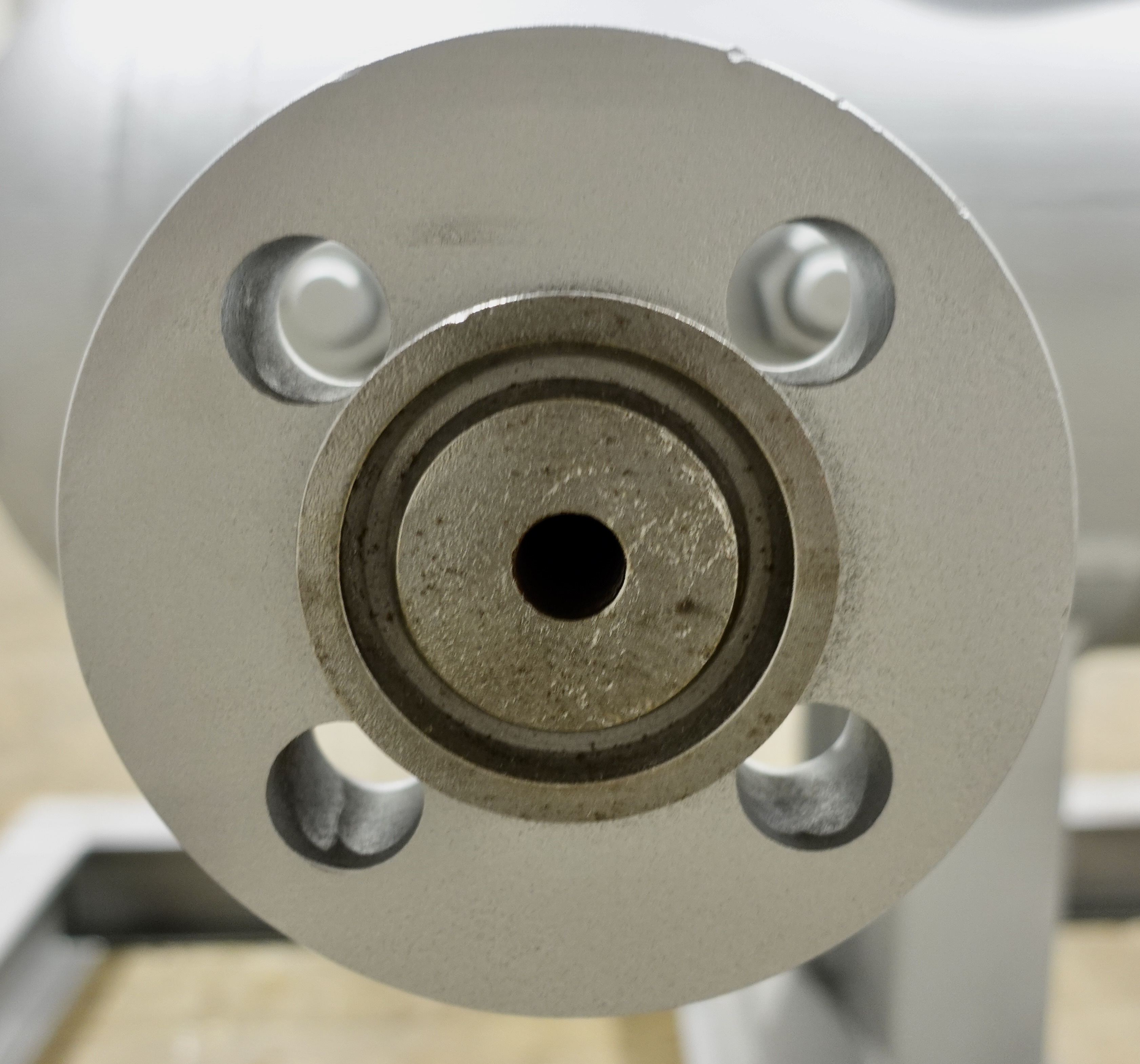 Refurbished Sand Trap, Gravity, 20"x8', 5000#