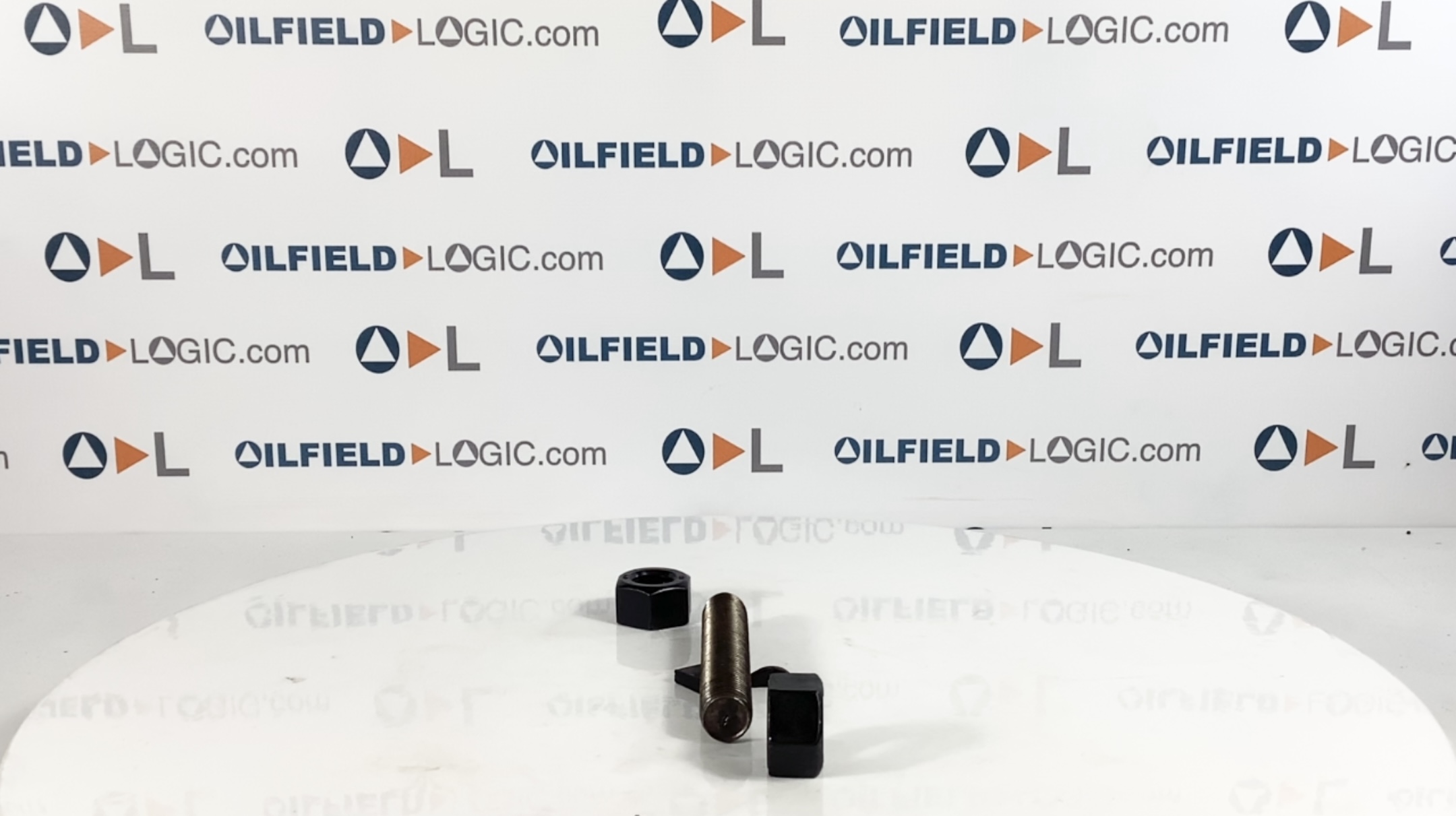 Stud, THD, 7/8"-9x5-1/2", B-7