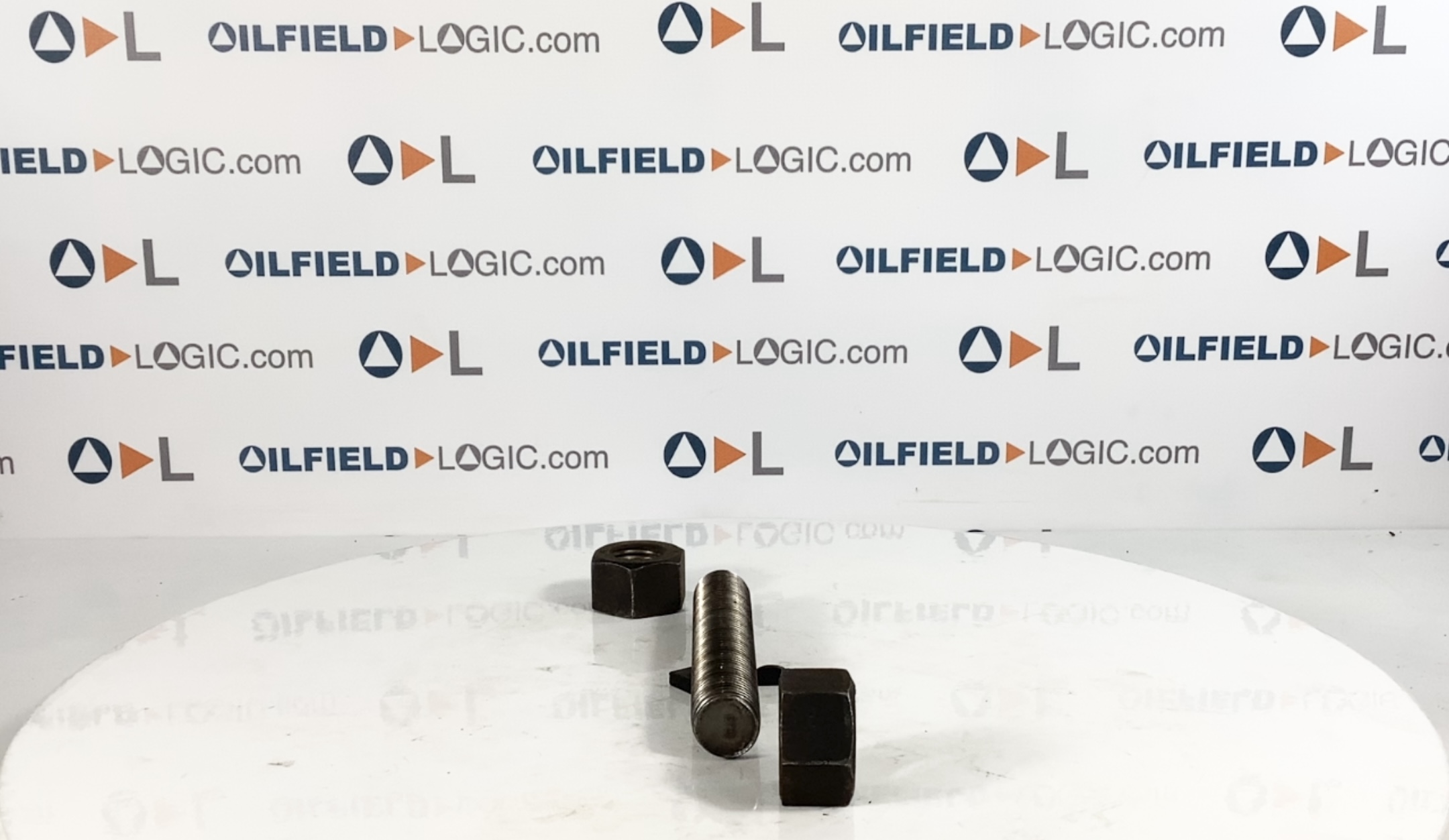 Stud, THD, 1-1/8"-8x7", B-7