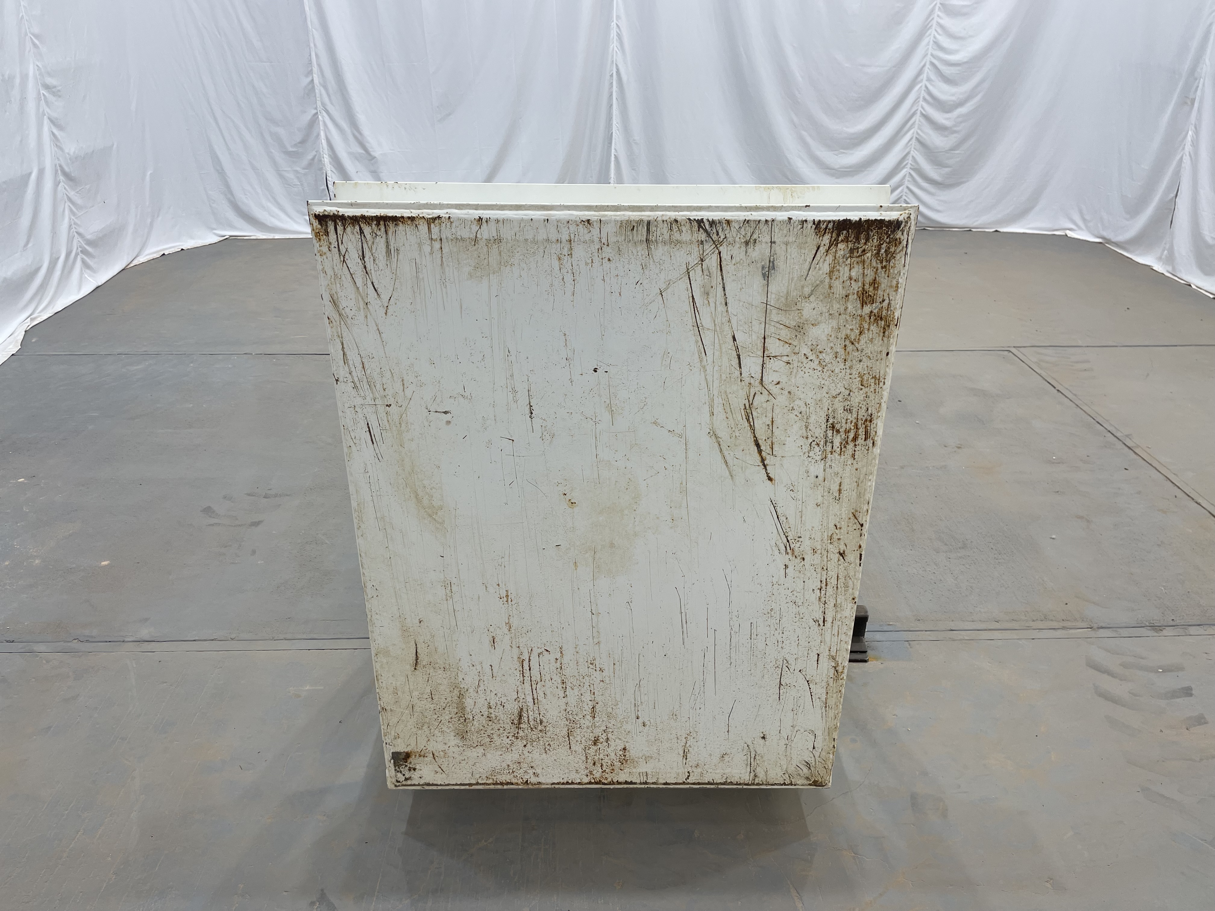 Used Sand Trap, Gravity, 24"x8', 3000#