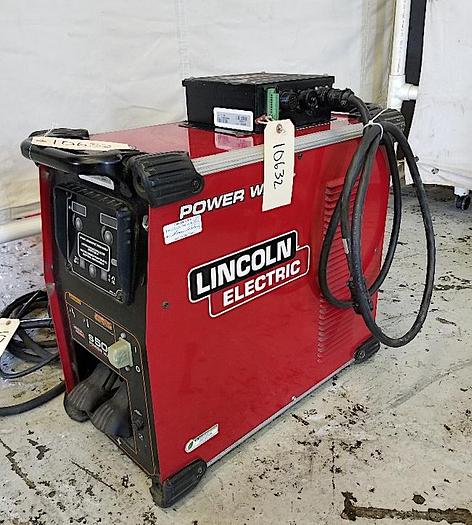 Used 2013 Lincoln S500