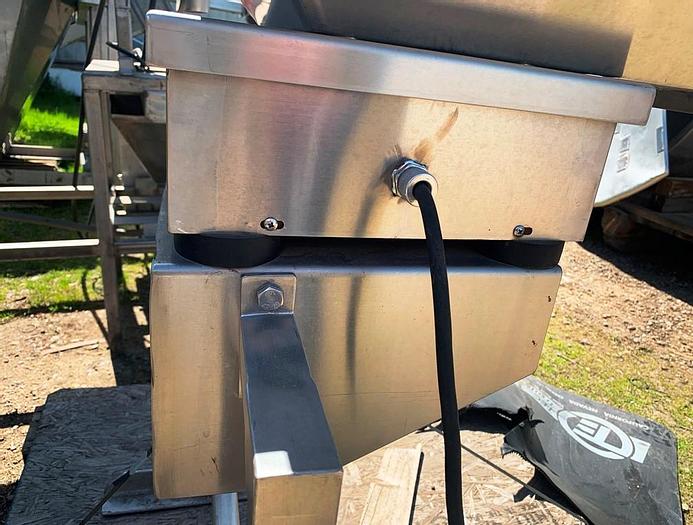 Used Feeder, Vibratory, 10" x 24", S/st, #S743933