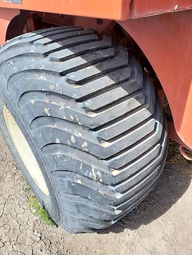 Used Hesston 4790 Baler w/ Accumulator