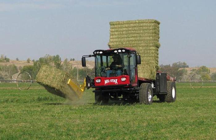 2025 Mil-Stak SP/3255 Self-Propelled Bale Wagon ** New **