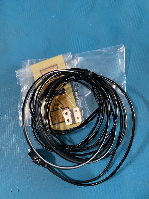 Used Keyence Reflective Sensor Head FS-L40