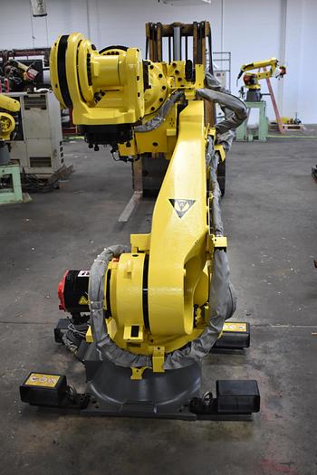 Used Fanuc R-2000ic/165F