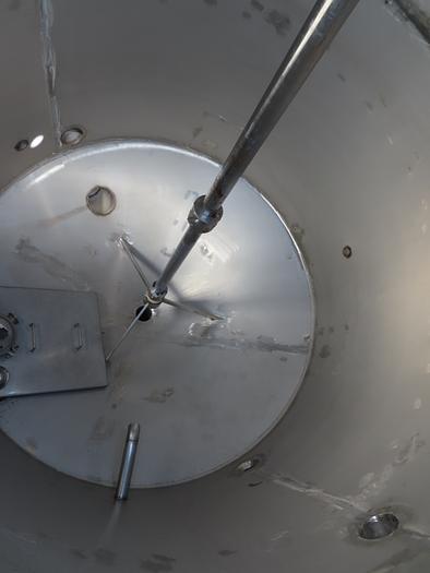 Used 1200 Gallon Tank