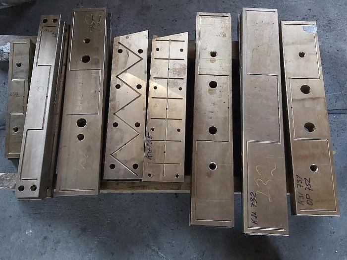 350 kg Bronze Gleitbahnen Druckgussmaschine, Verschiedene Grössen, Idra, Oleopress / OP Die Casting, neu