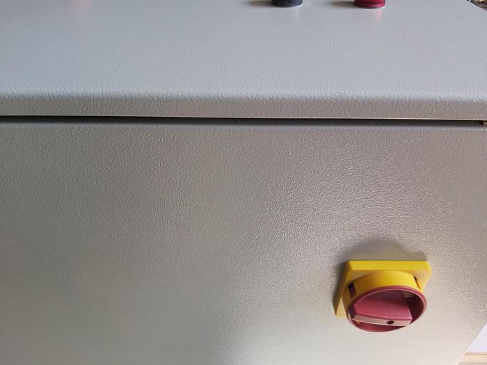 Power supply cabinet with fuse protection 400V, 20A, new