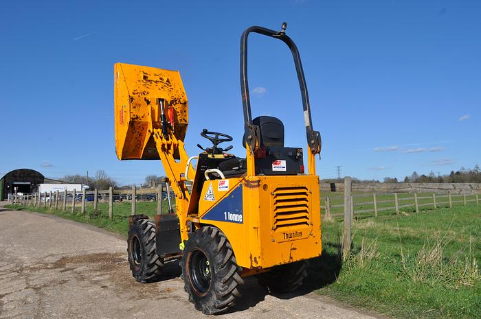 Used 2015 THWAITES 1 TONNE