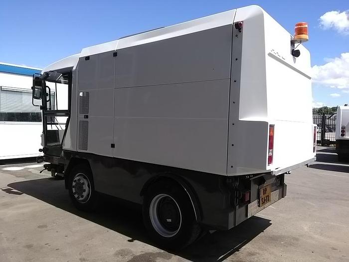 Gebruikt 2004 Ravo 560 STH