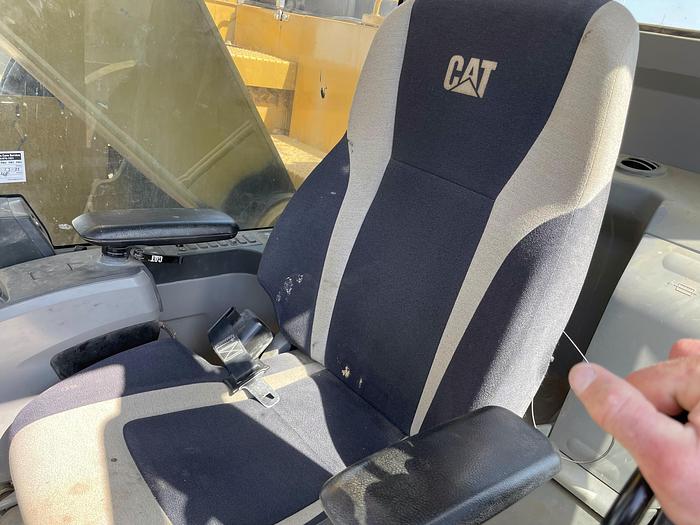 Used 2018 CATERPILLAR 325FL