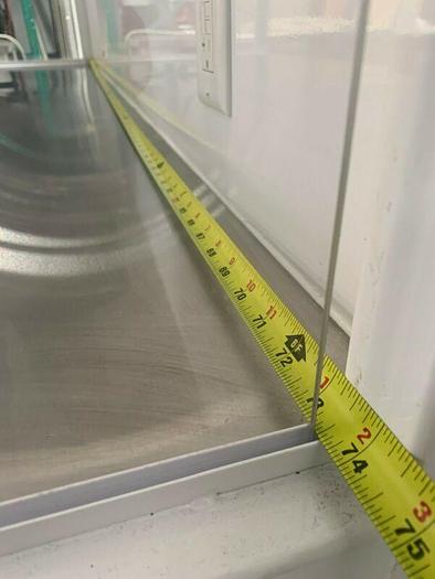 Used Terra Universal 2001-69 ValuLine Vertical 30" x 36" x 73" Laminar Flow Station