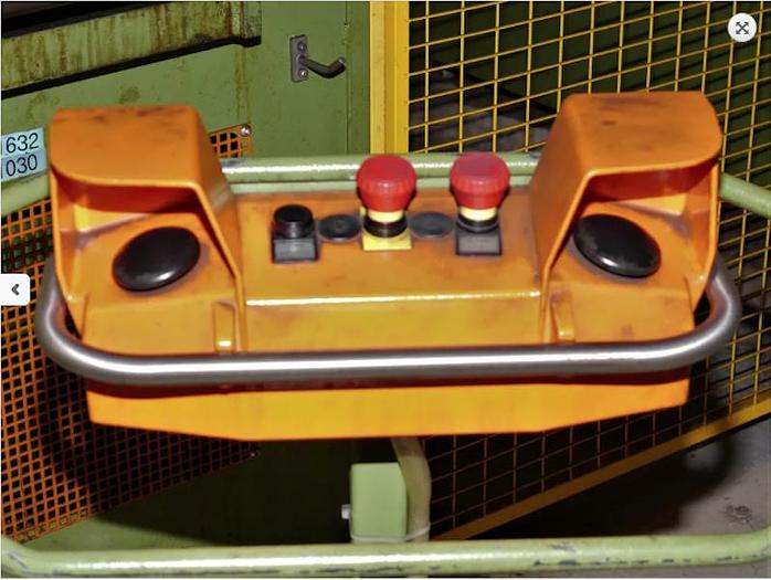 Used USED HYDRAULIC PRESS, MANUF. STENHØJ, MODEL LP 100/40 T, SERIAL NO.…