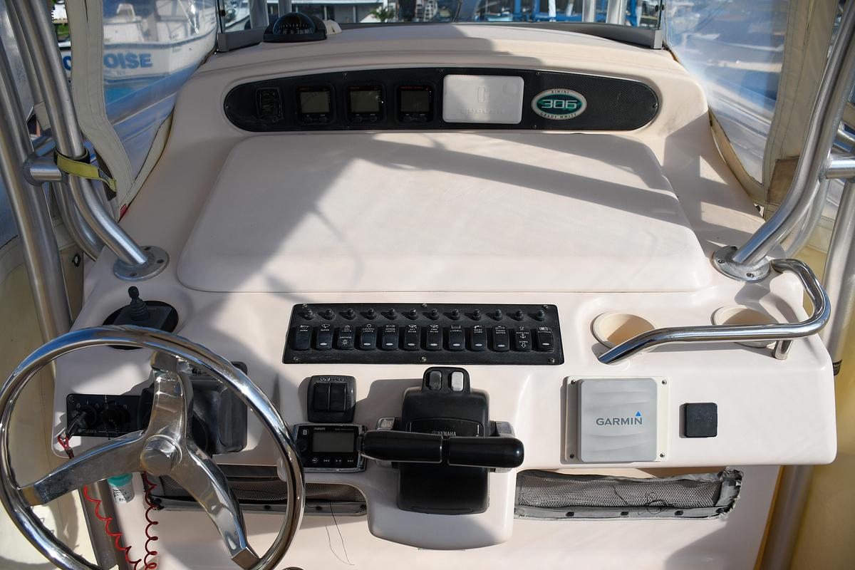 Used 2007 grady white 306 Canyon