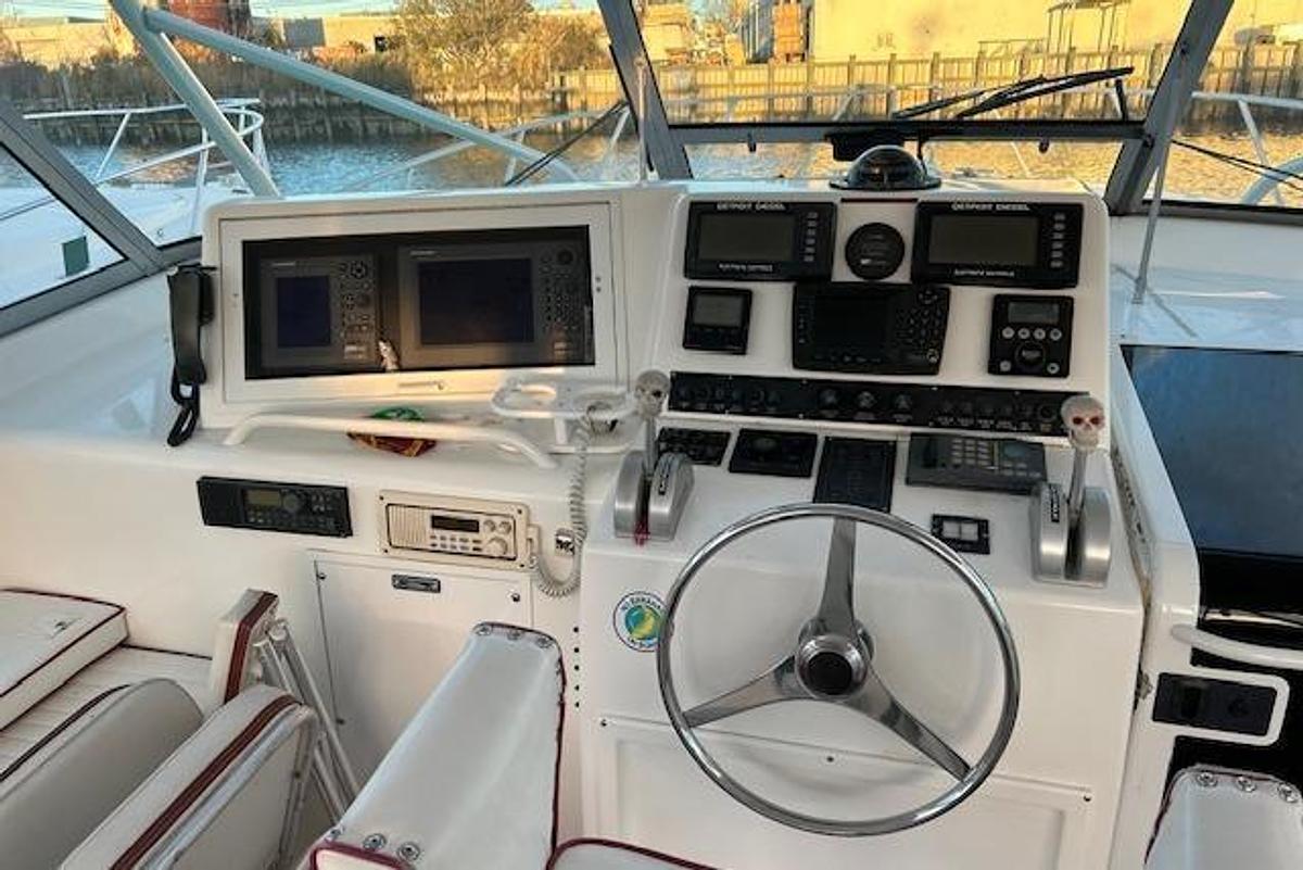Used 1997 Viking 43 Express