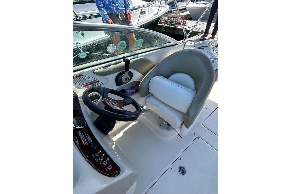 Used 2006 Sea Ray 240 Sundeck