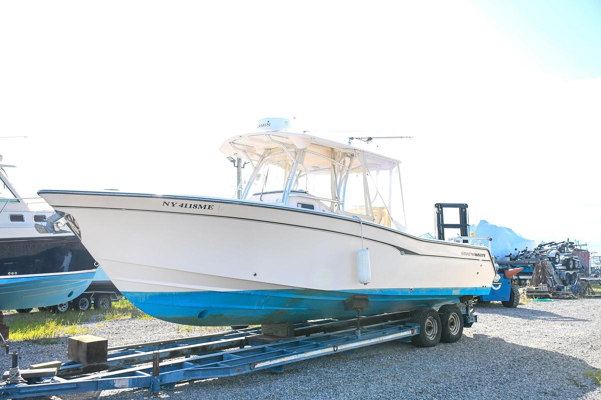 Used 2007 grady white 306 Canyon