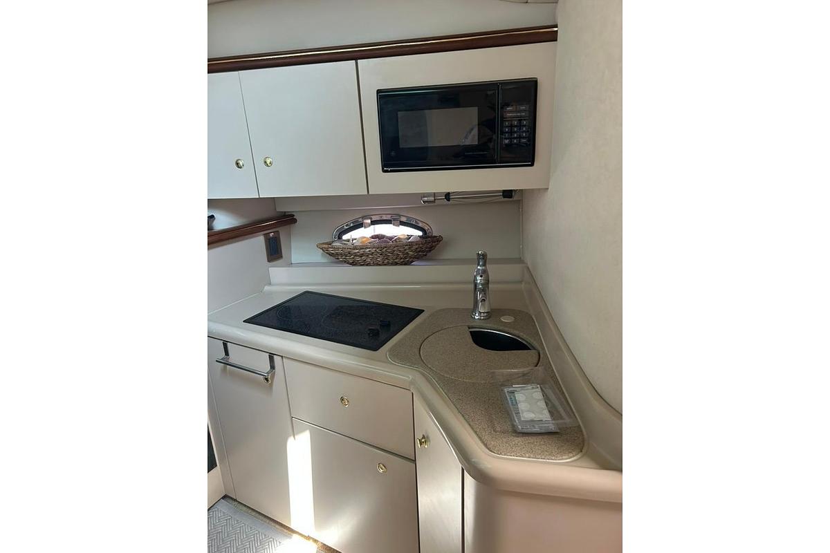 Used 2000 Cruisers Yachts 3375 Esprit