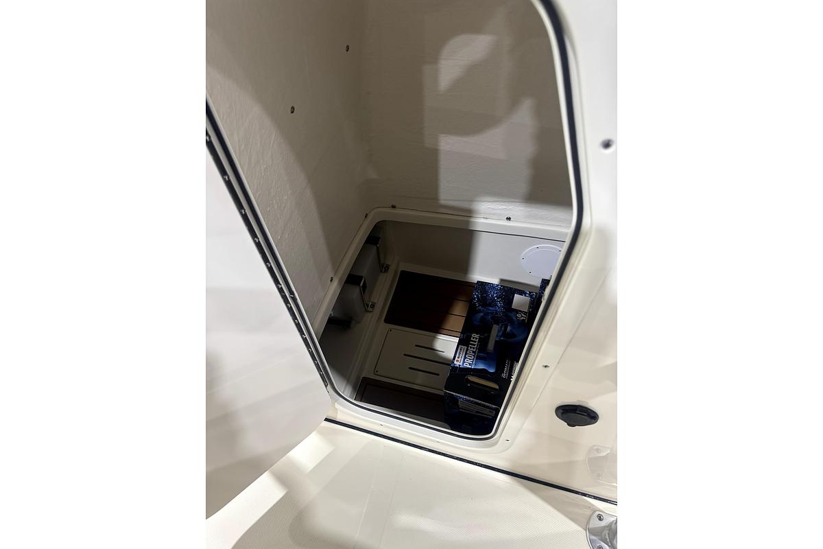 2026 Bulls Bay 255 Center Console