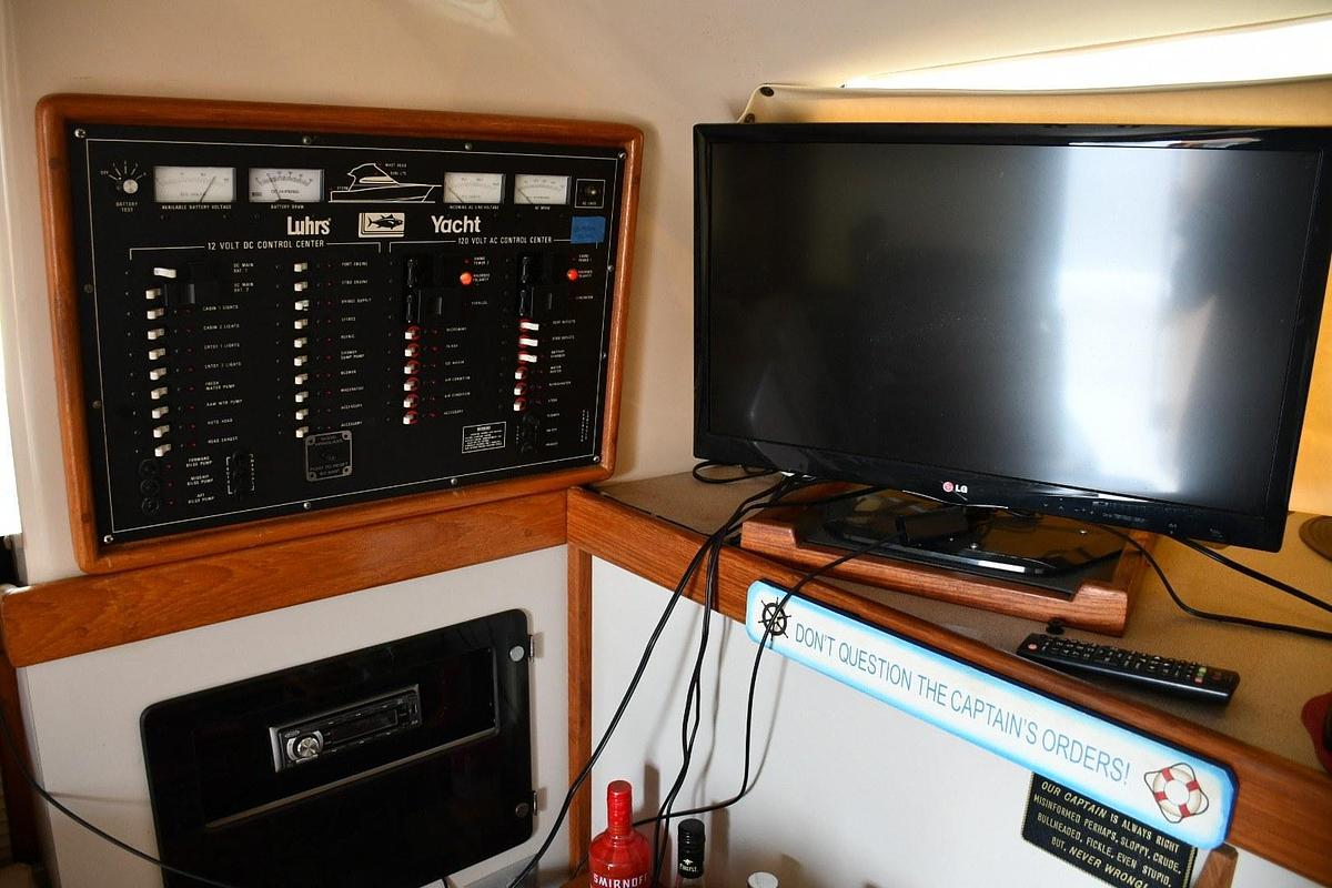 Used 1991 Luhrs Tournament 350 Convertible