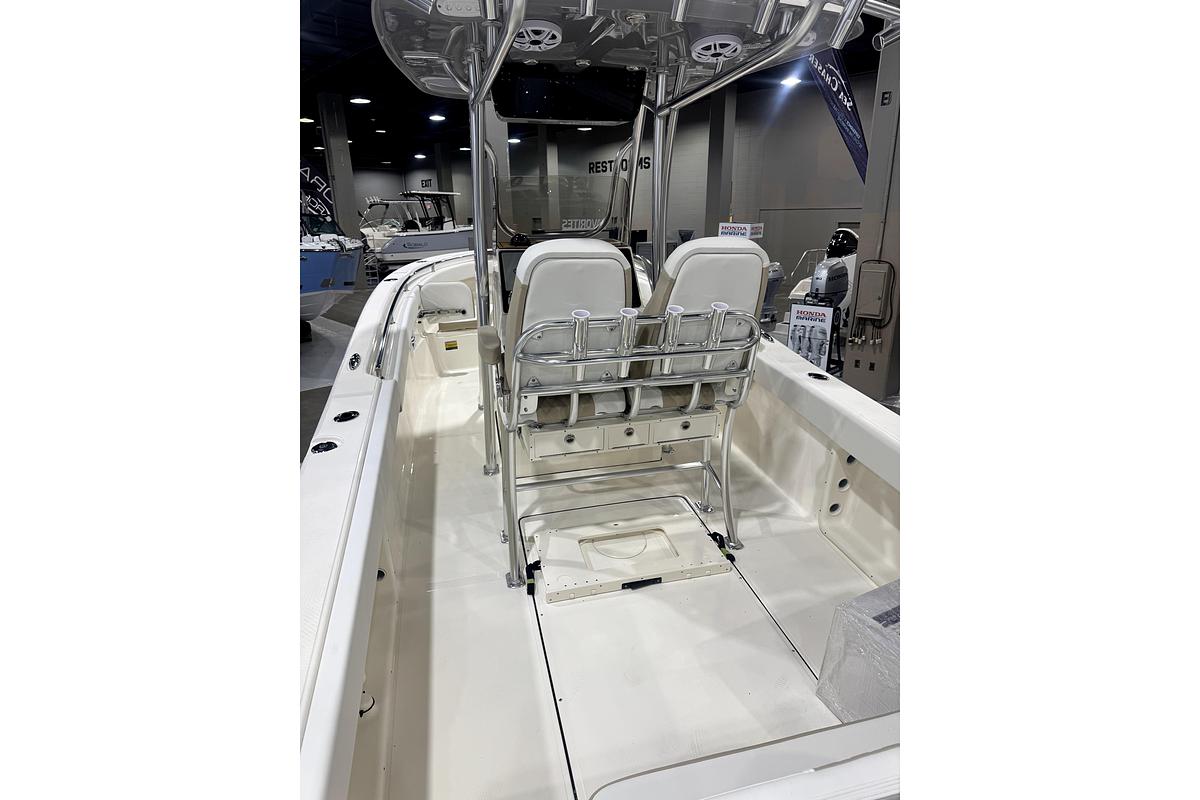 2026 Bulls Bay 255 Center Console