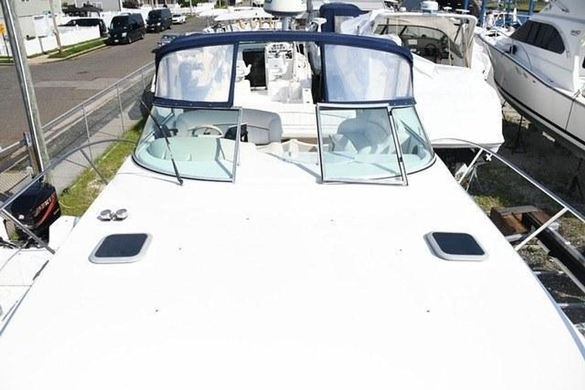 Used 1999 Rinker Fiesta Vee 330