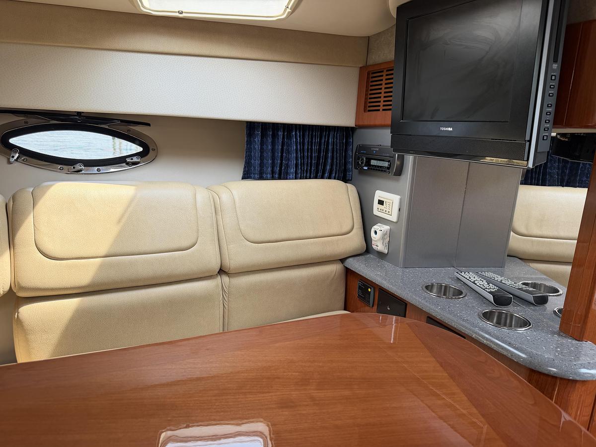 Used 2007 Formula 31 Performance