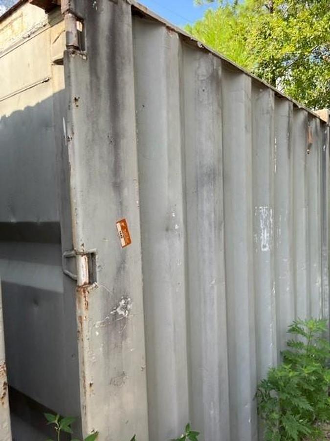 Used 8 x 8 x 8 sea can