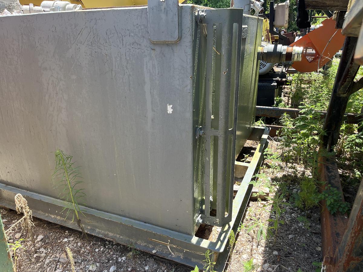 Used 6 x 6x 4 effluent tank